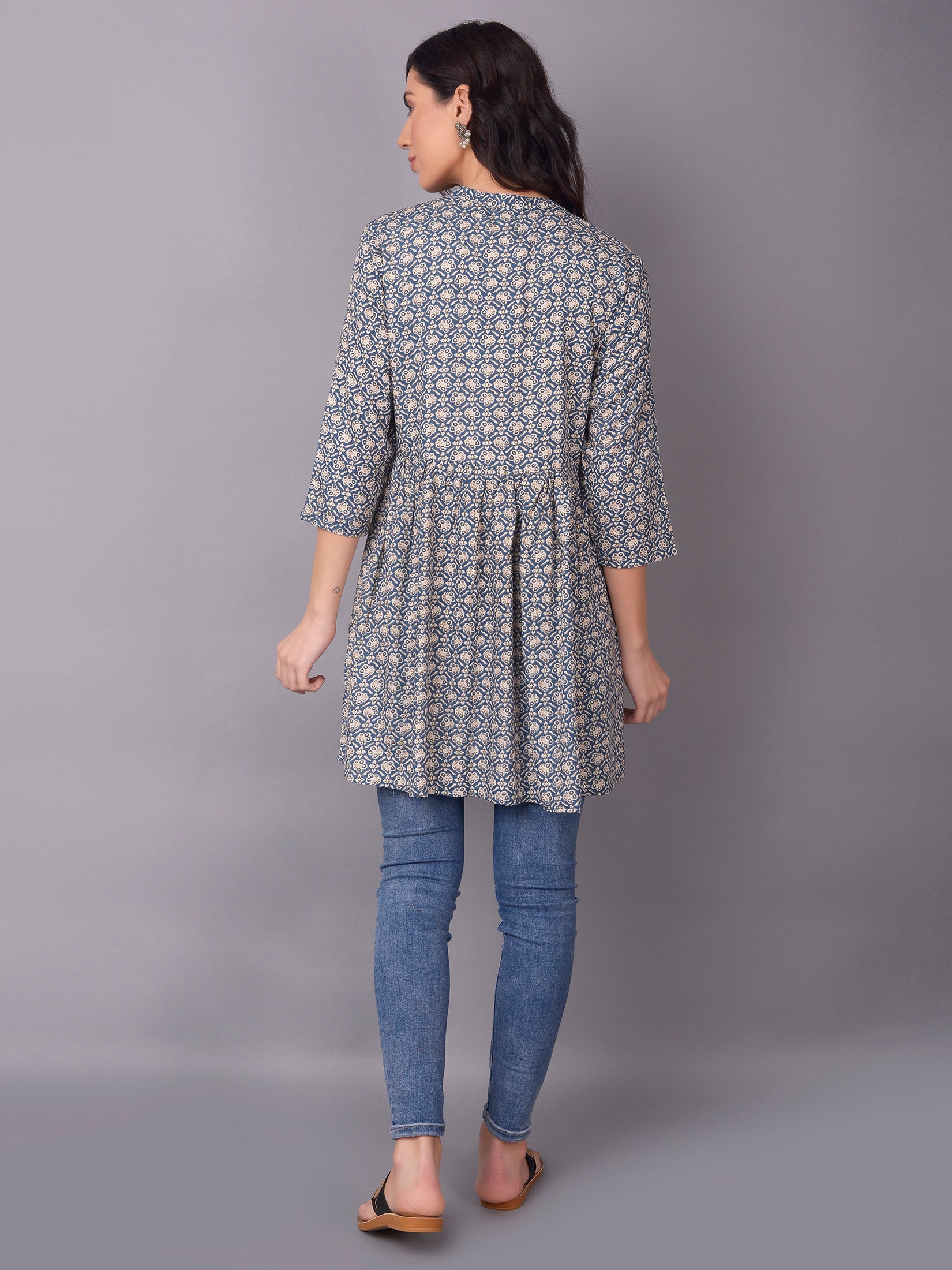 Color_Grey