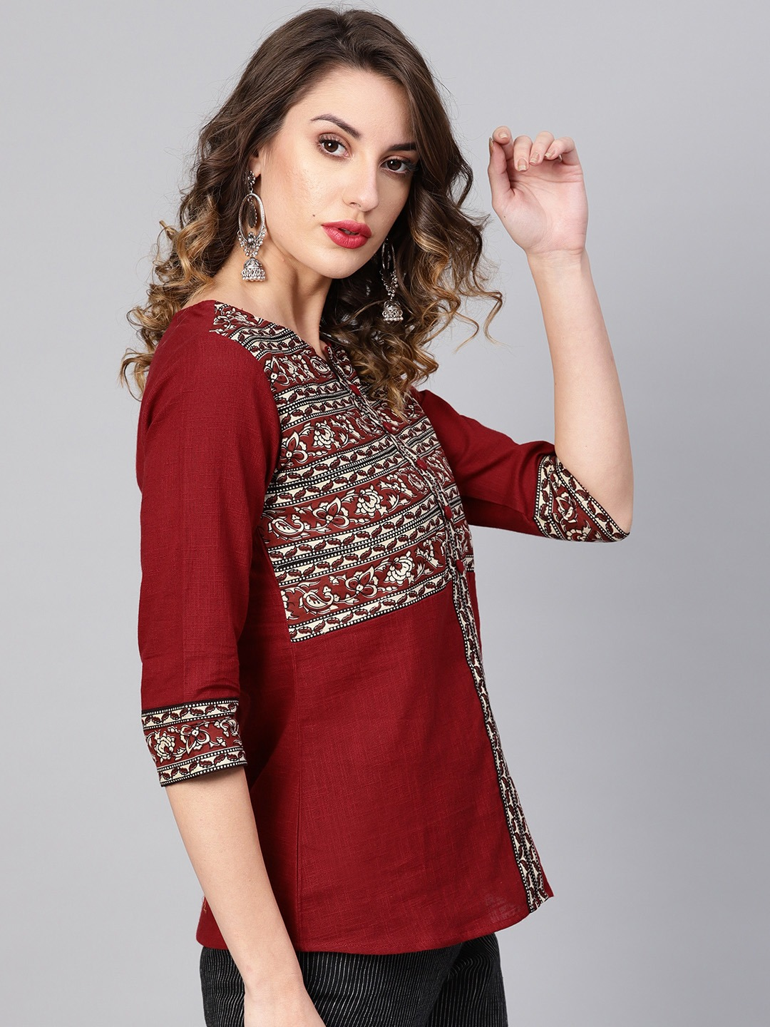 Color_Maroon