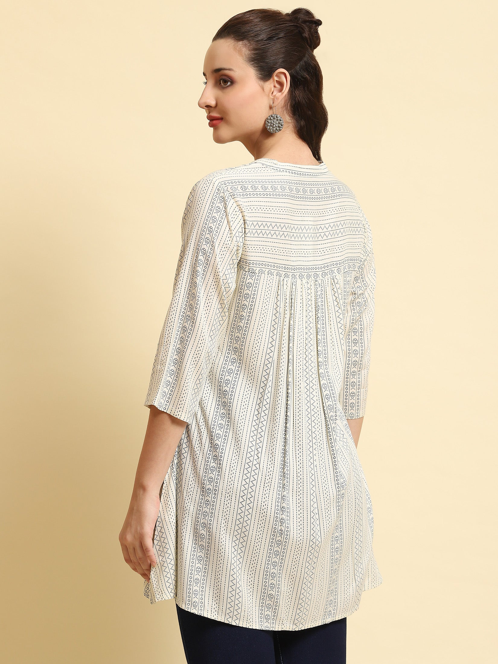 Color_White