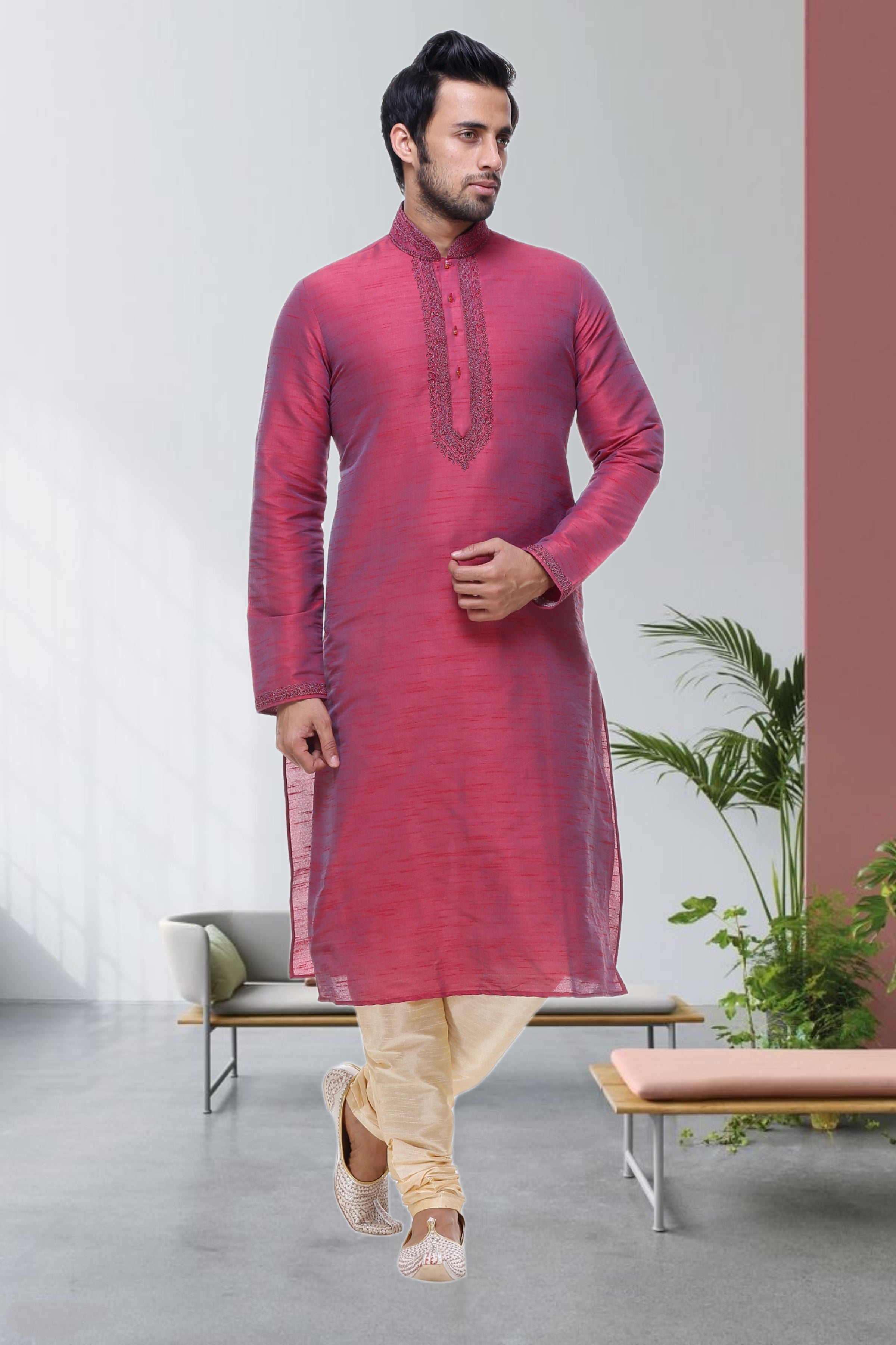 Color_Maroon