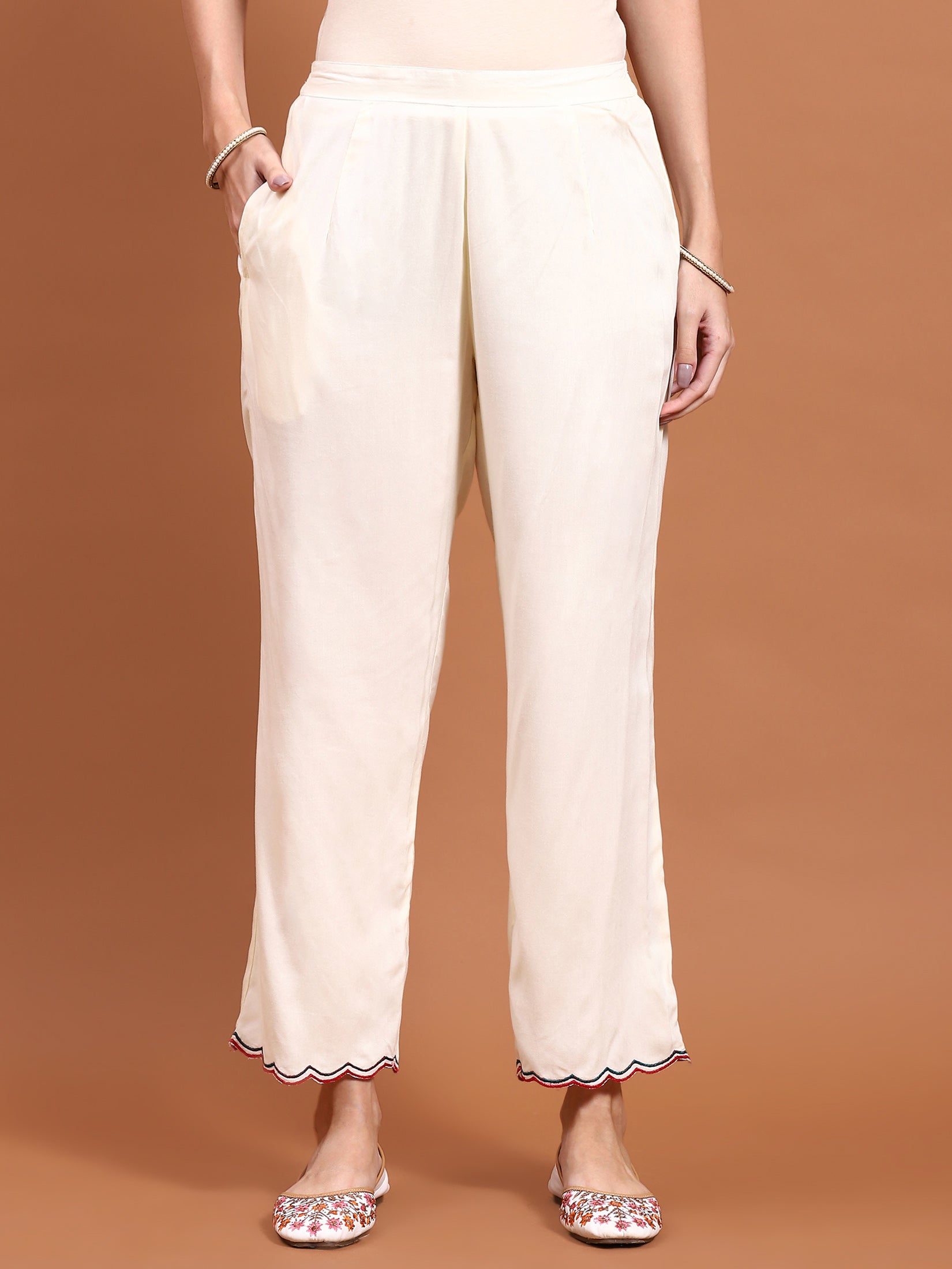Color_Off White