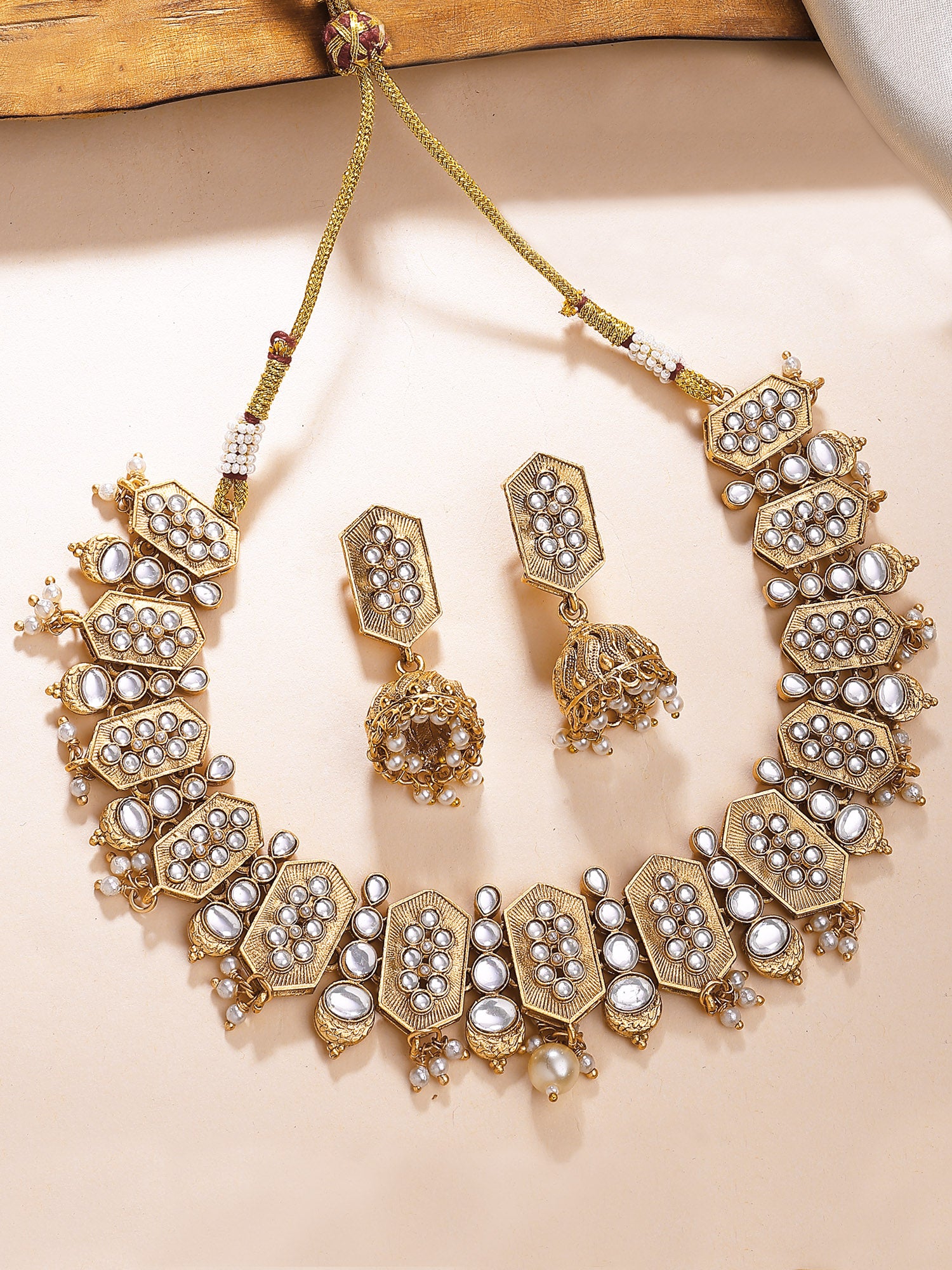 Color_Gold