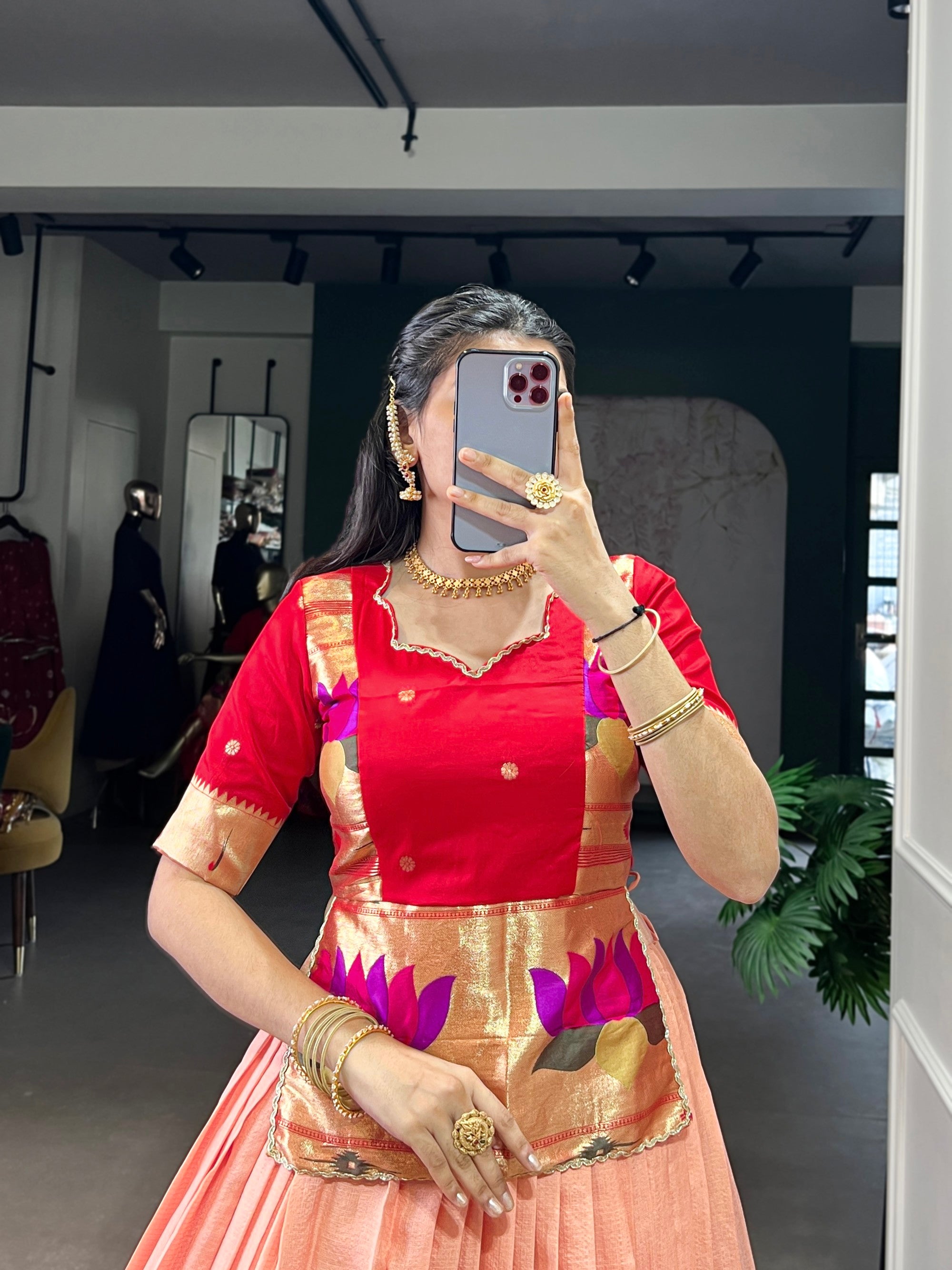 Color_Red