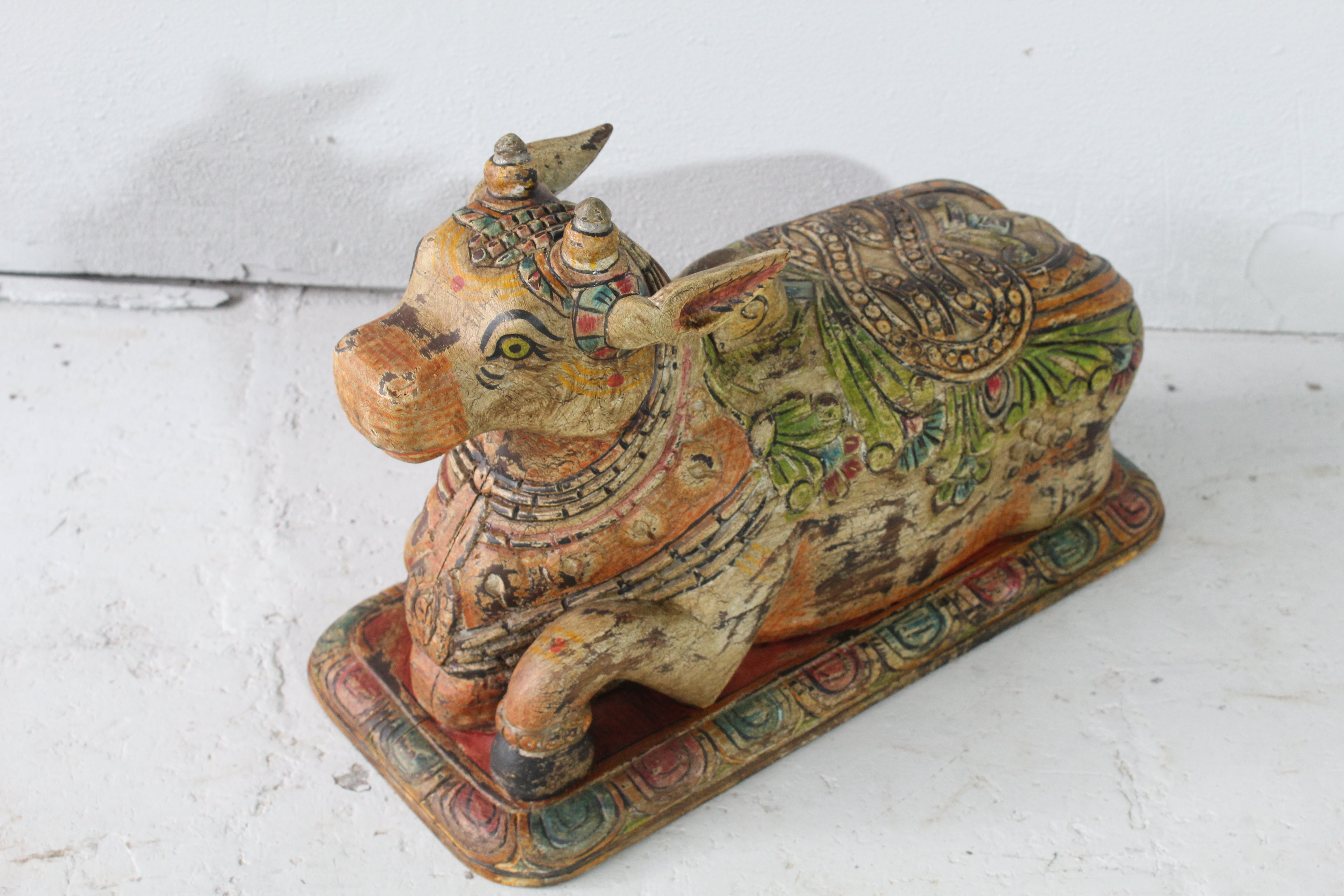 Hand-Painted Wooden Nandi – A Sign of Heritage