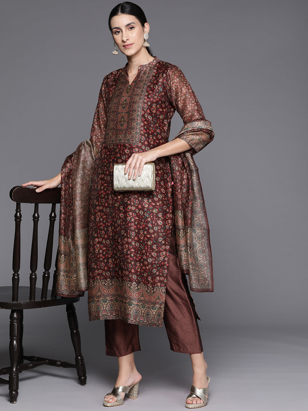 Color_Brown