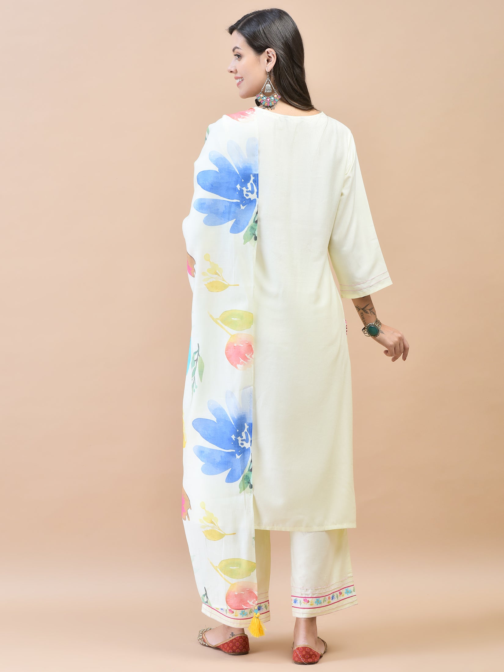 Color_Off White