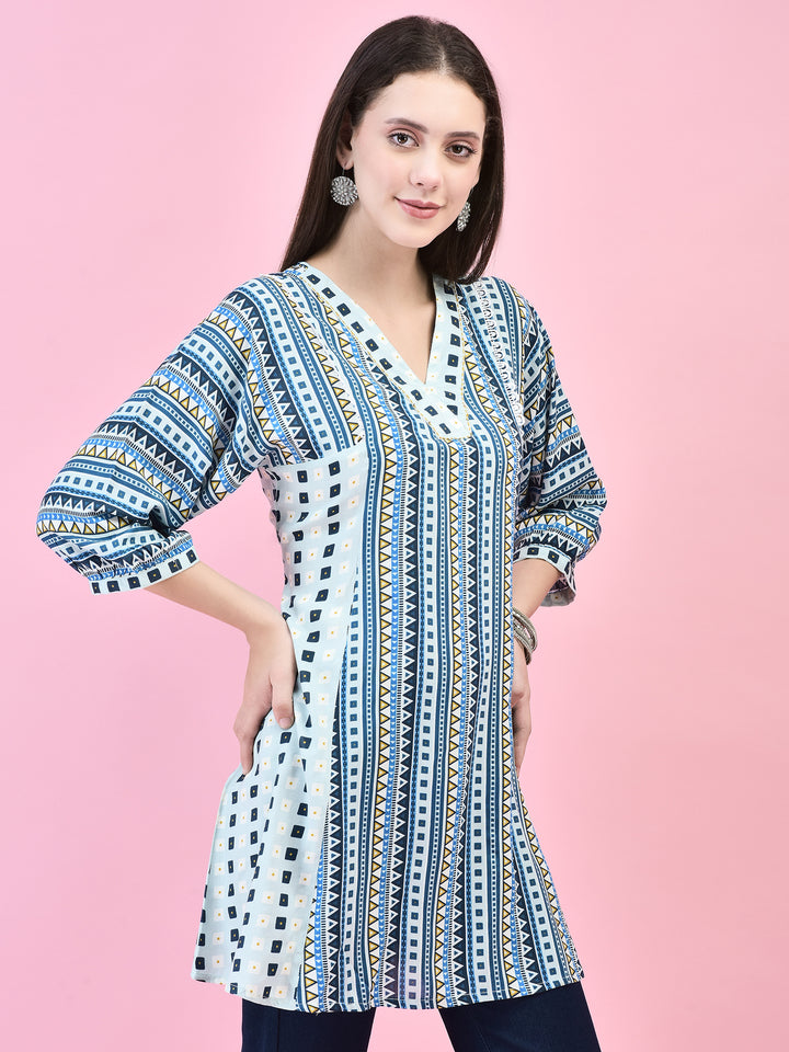 Women's Liva (Rayon) Blue Geometric Print Tunic
