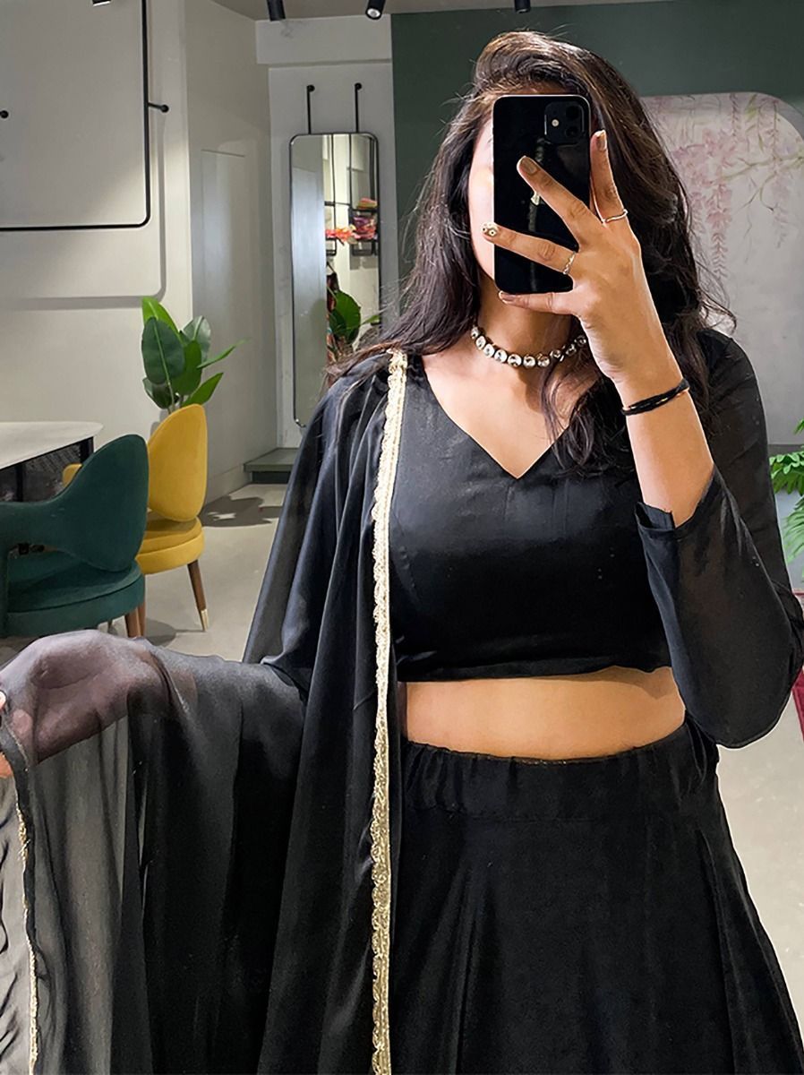 Color_Black