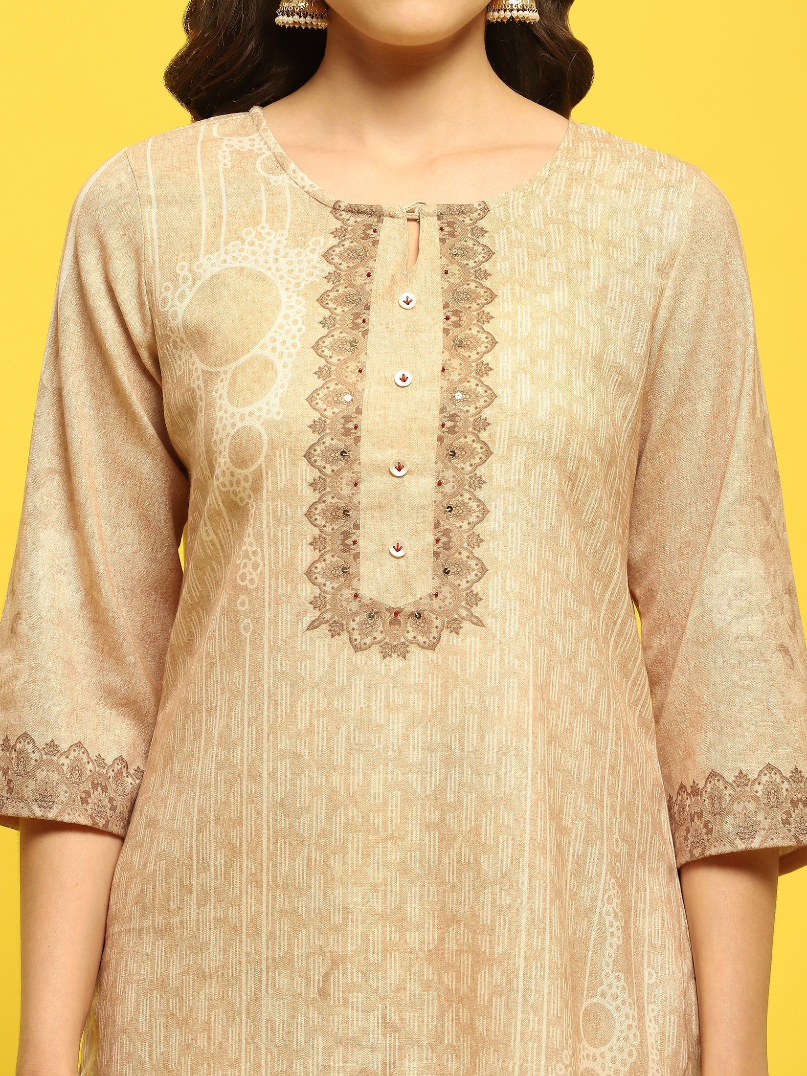 Color_Beige