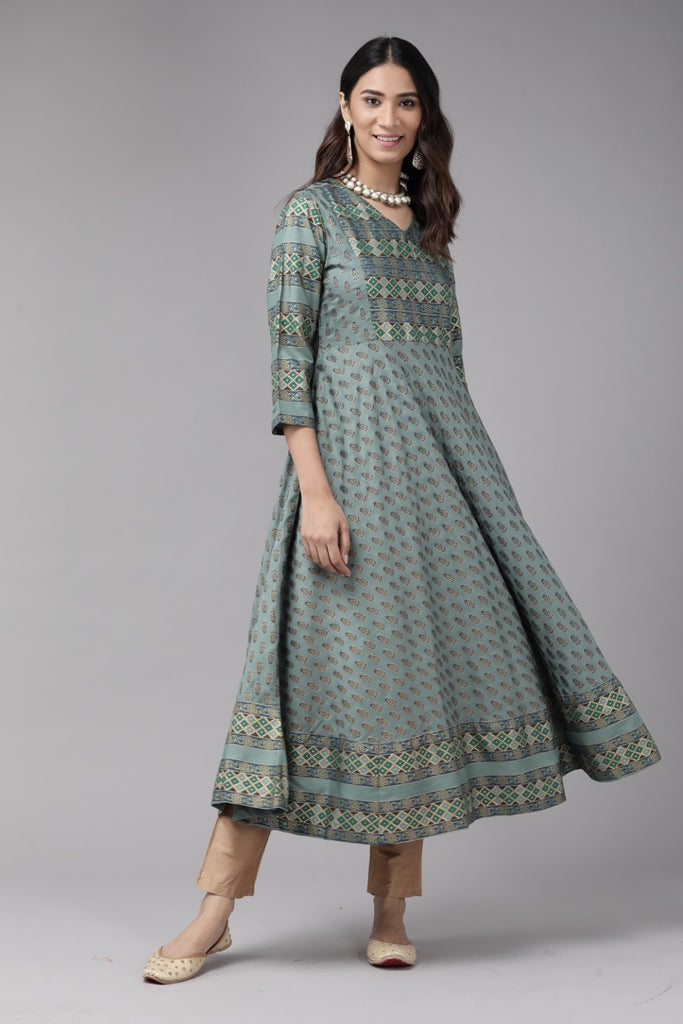 Womens Green Rayon Floral Kurta