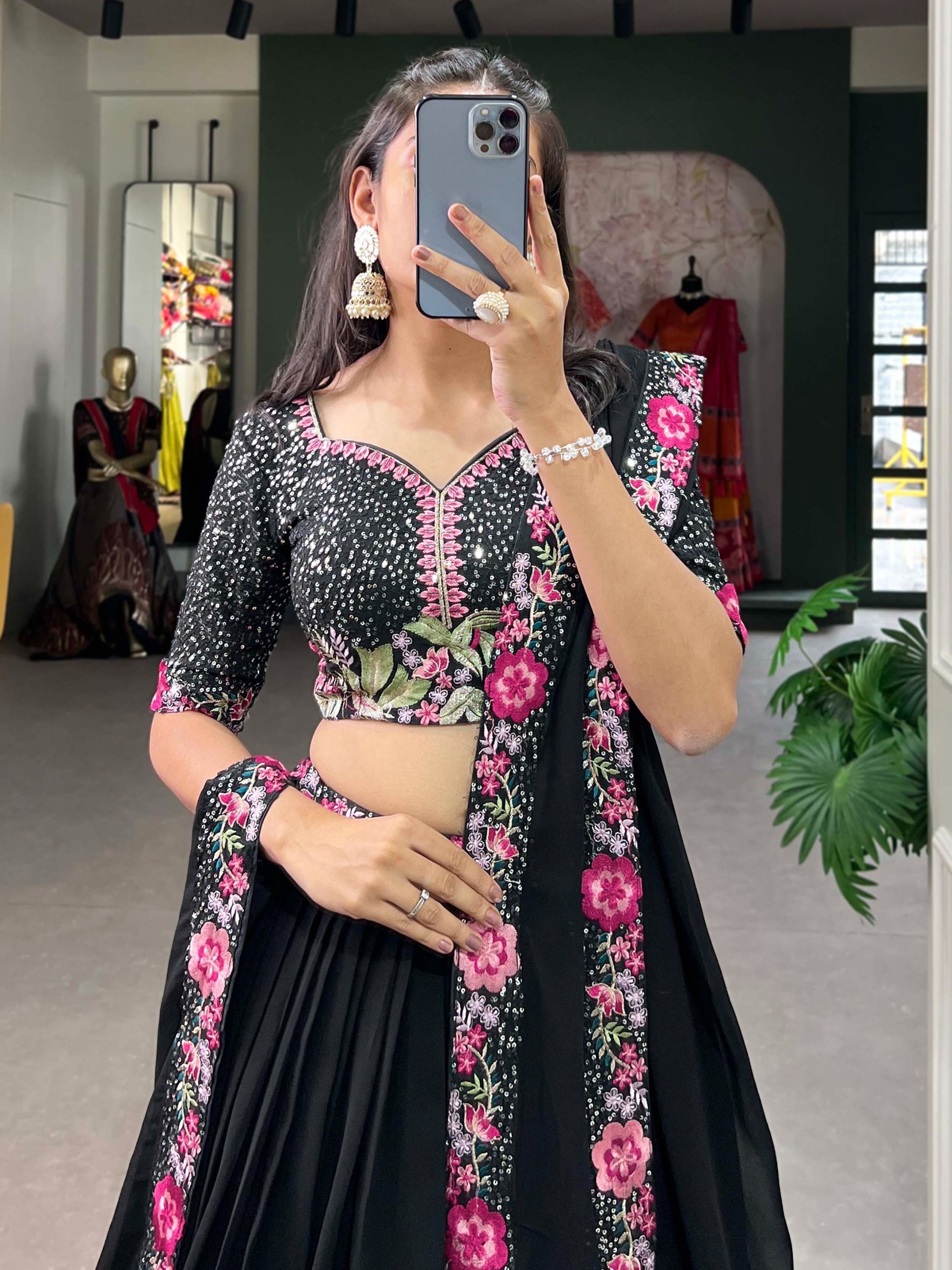 Color_Black