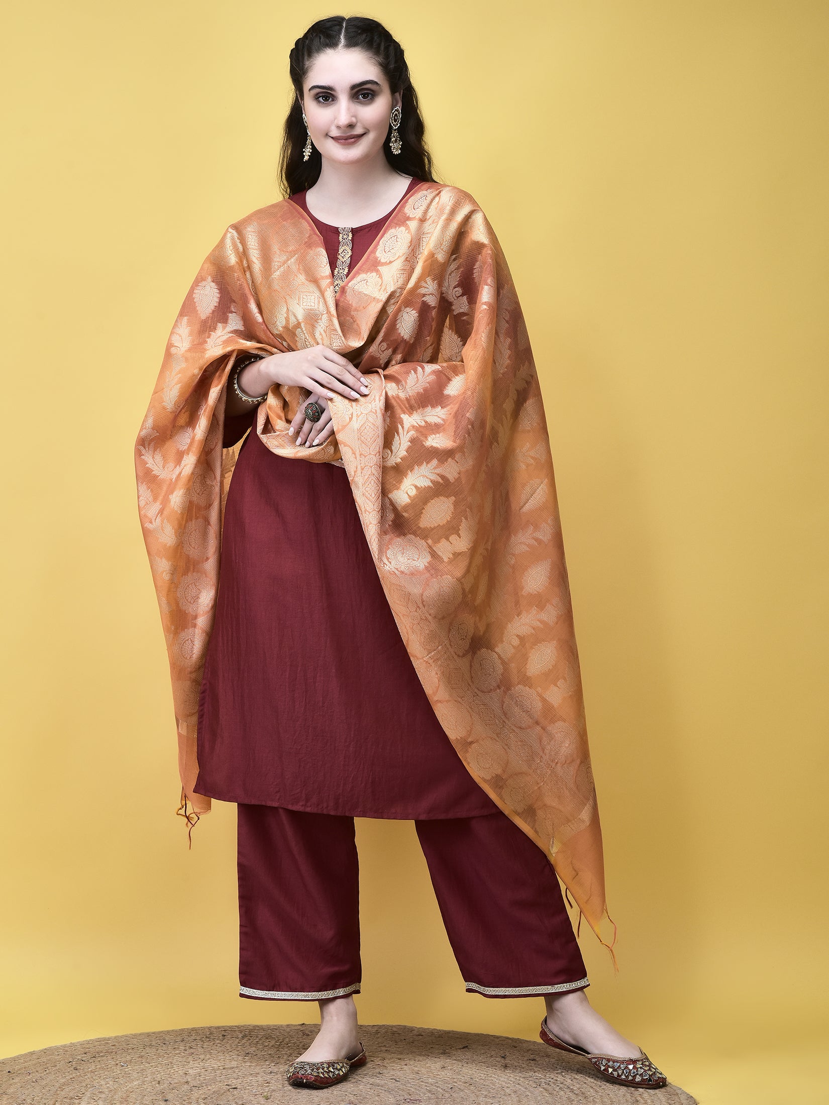 Color_Maroon
