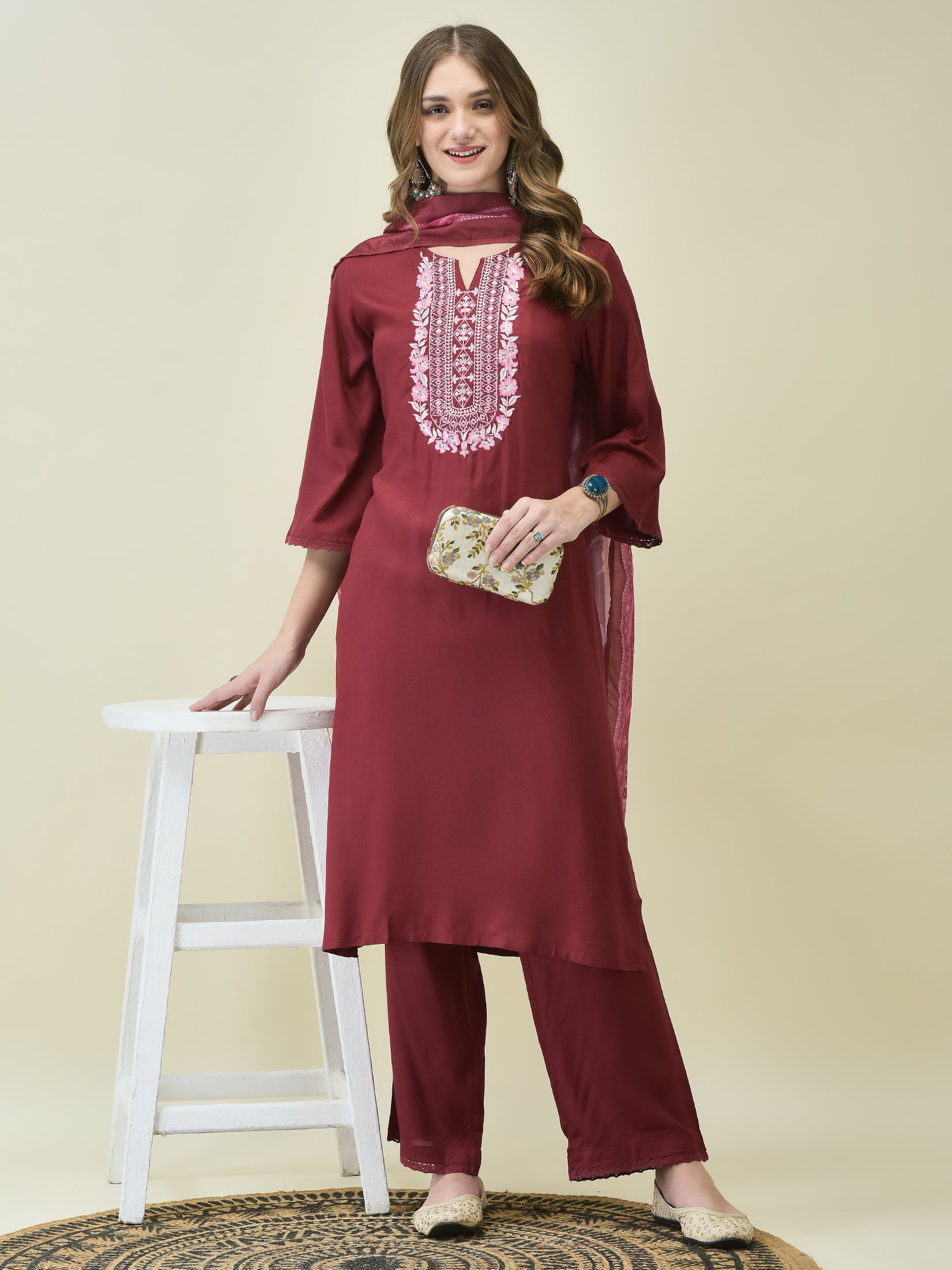 Color_Maroon