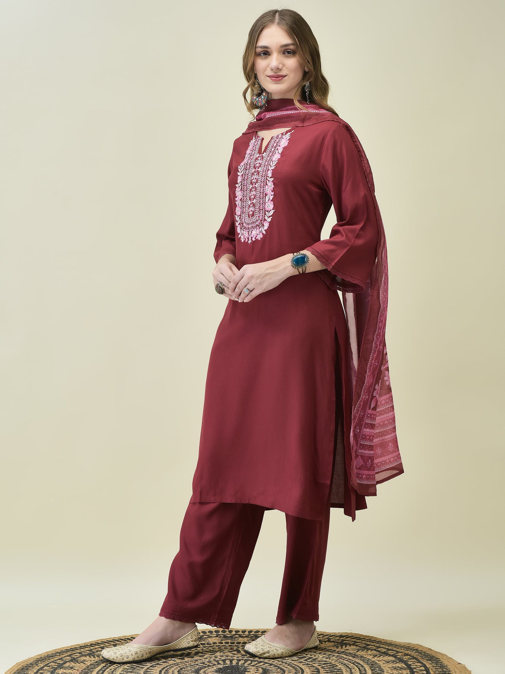 Color_Maroon