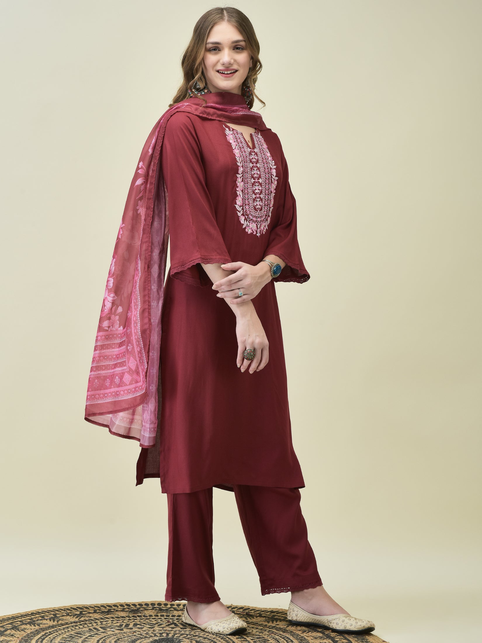 Color_Maroon