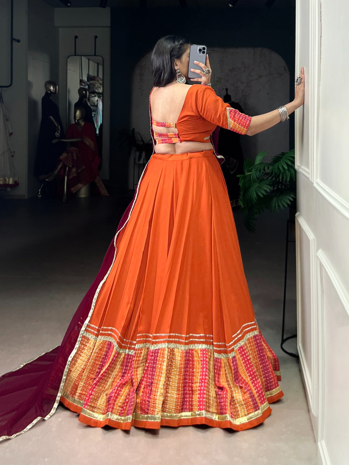 Color_Orange