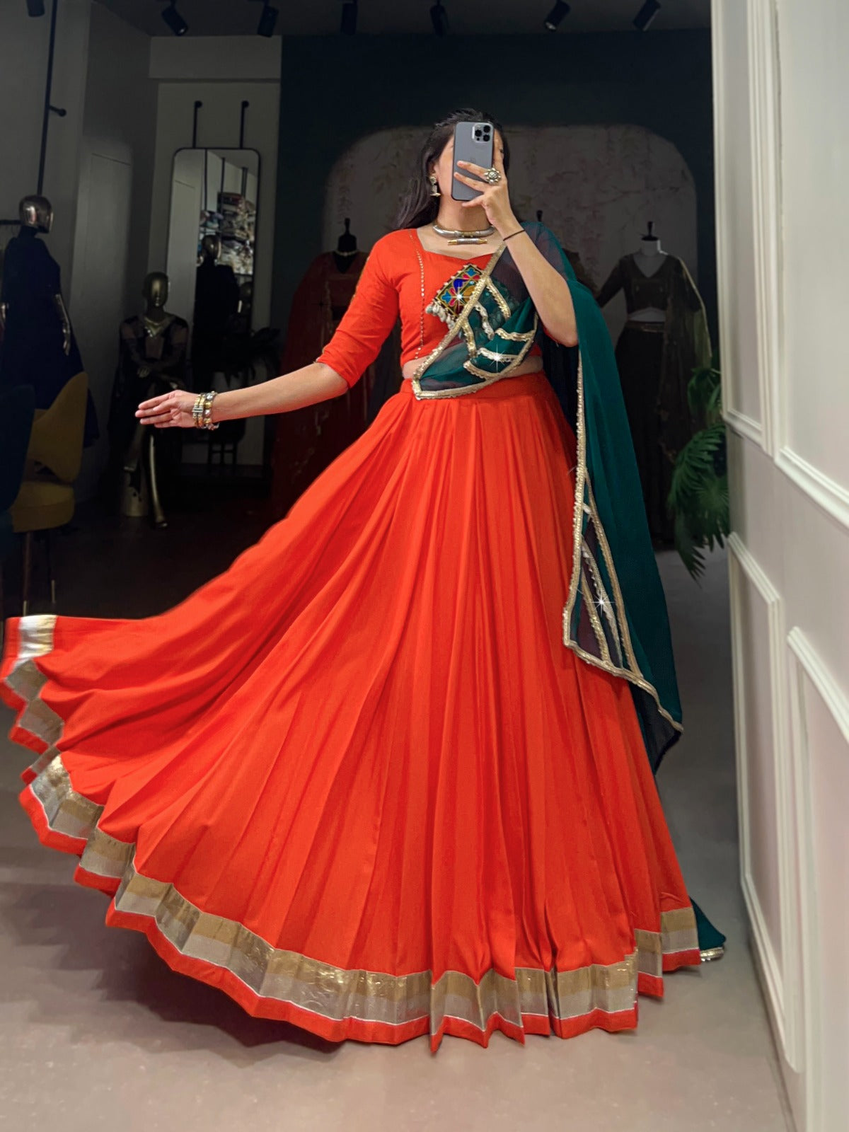 Color_Orange