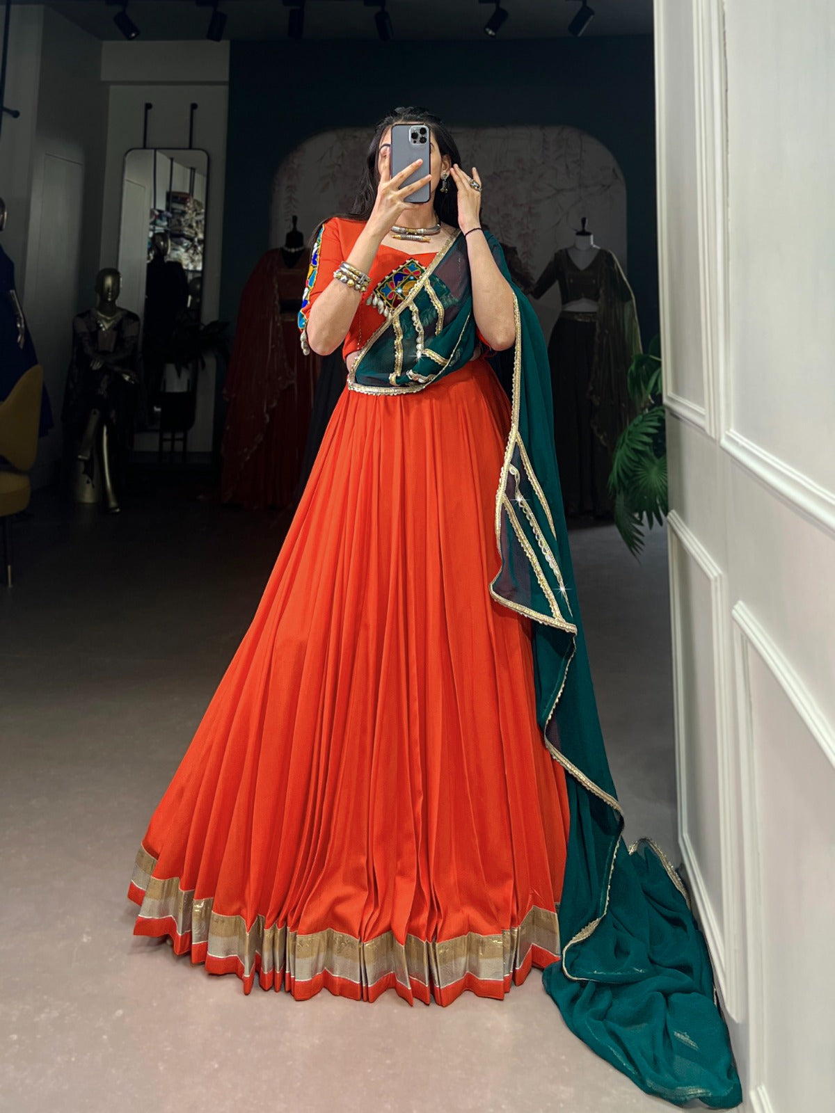 Color_Orange