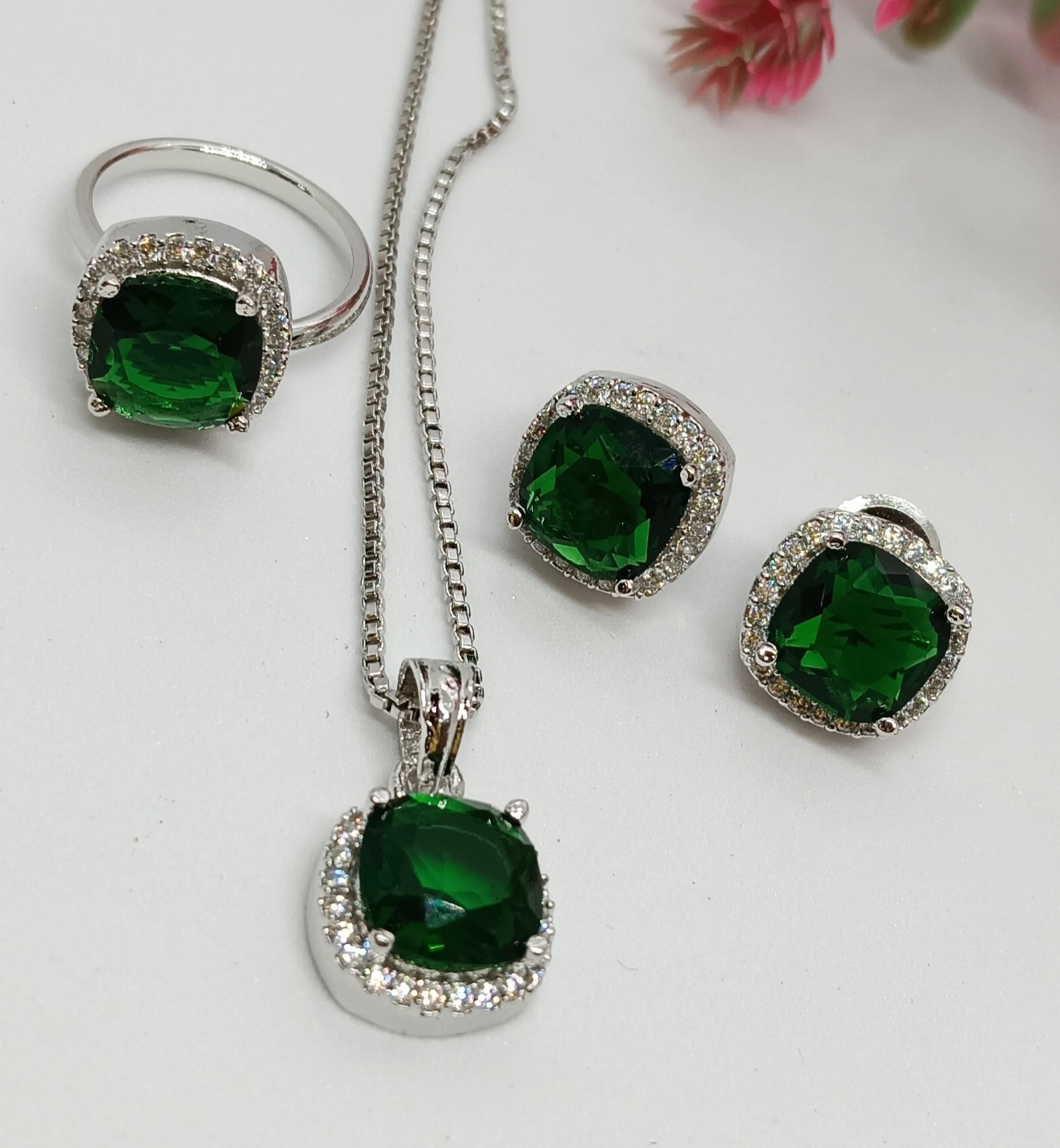 Color_Green