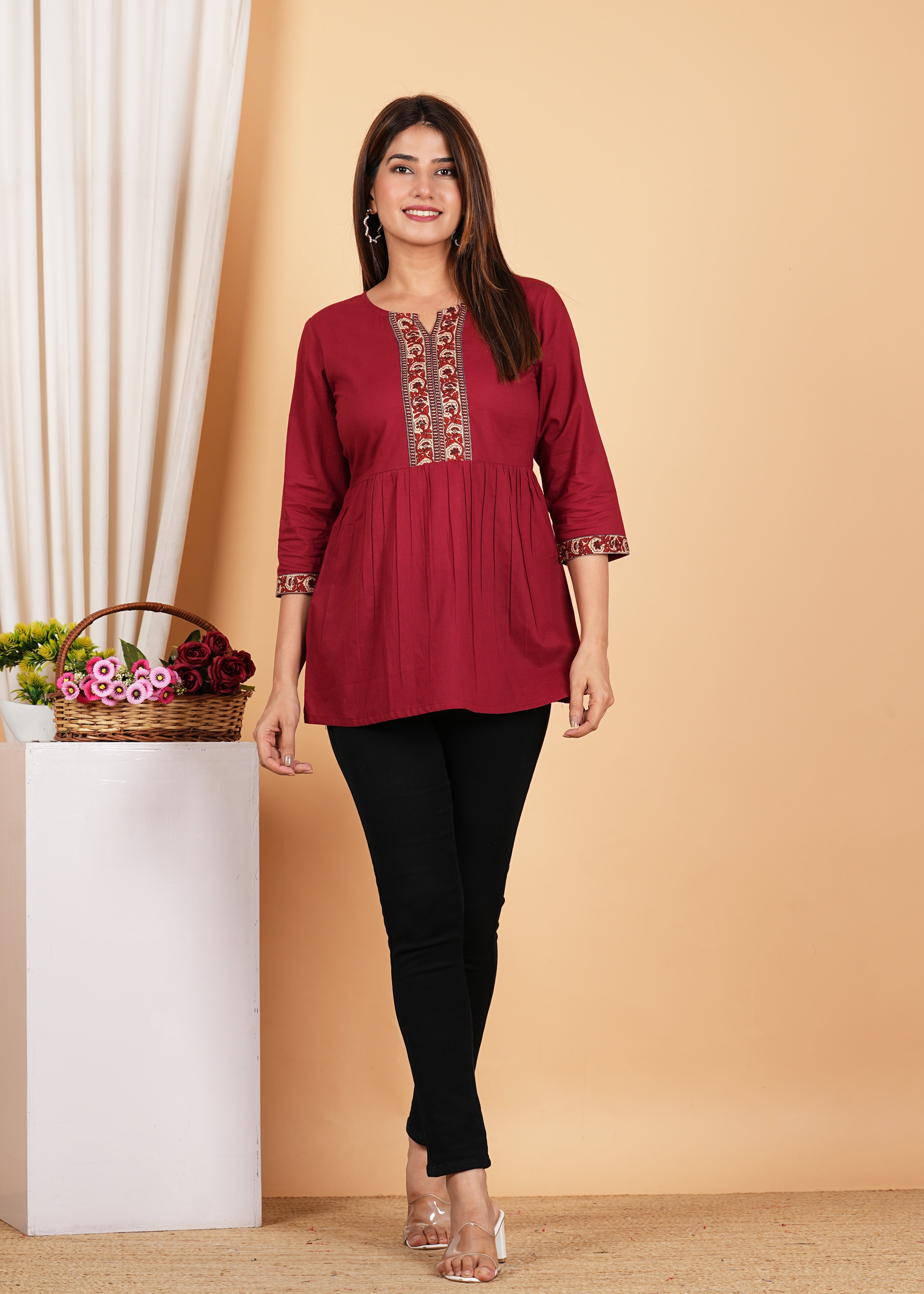 Color_Maroon
