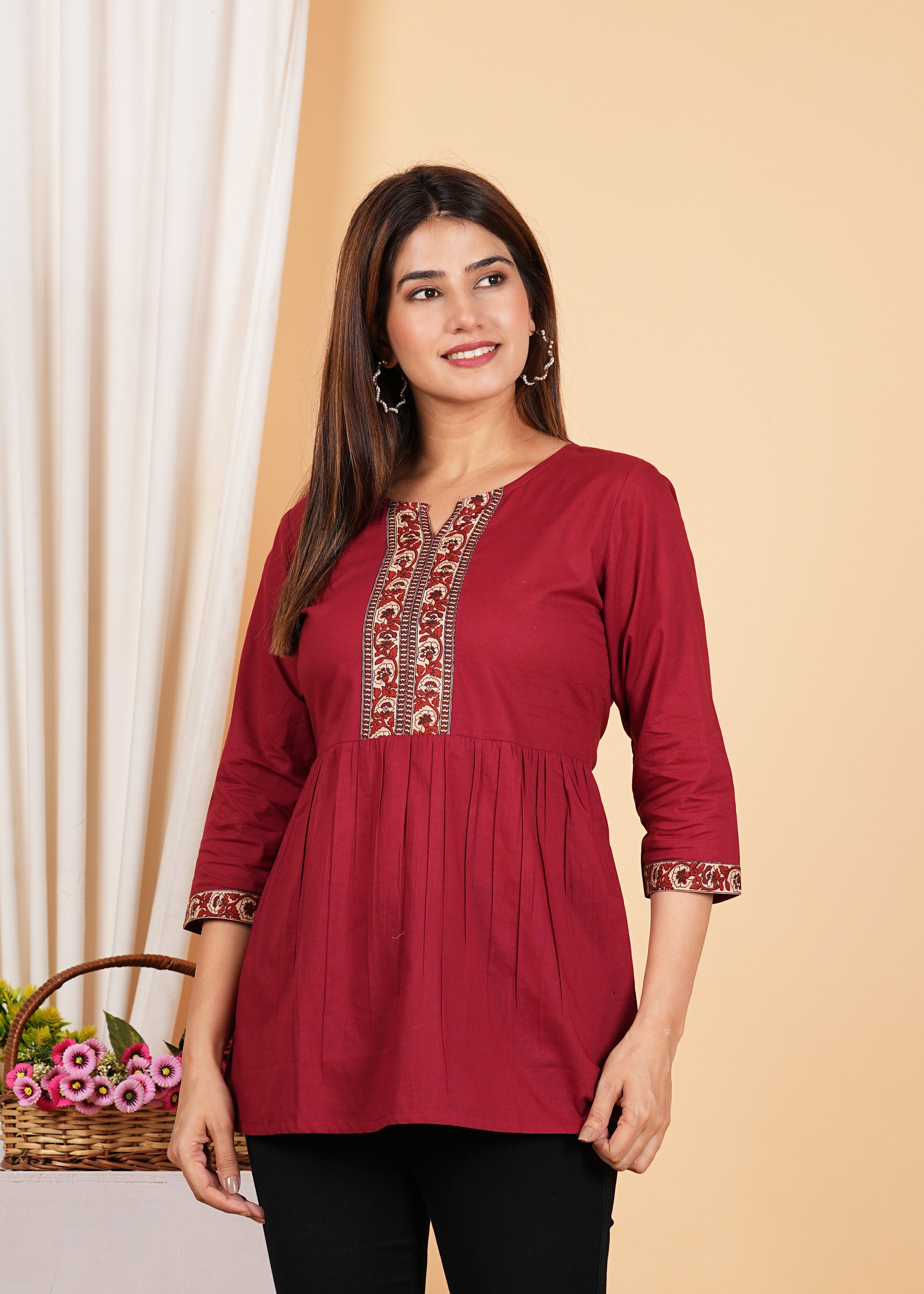 Color_Maroon