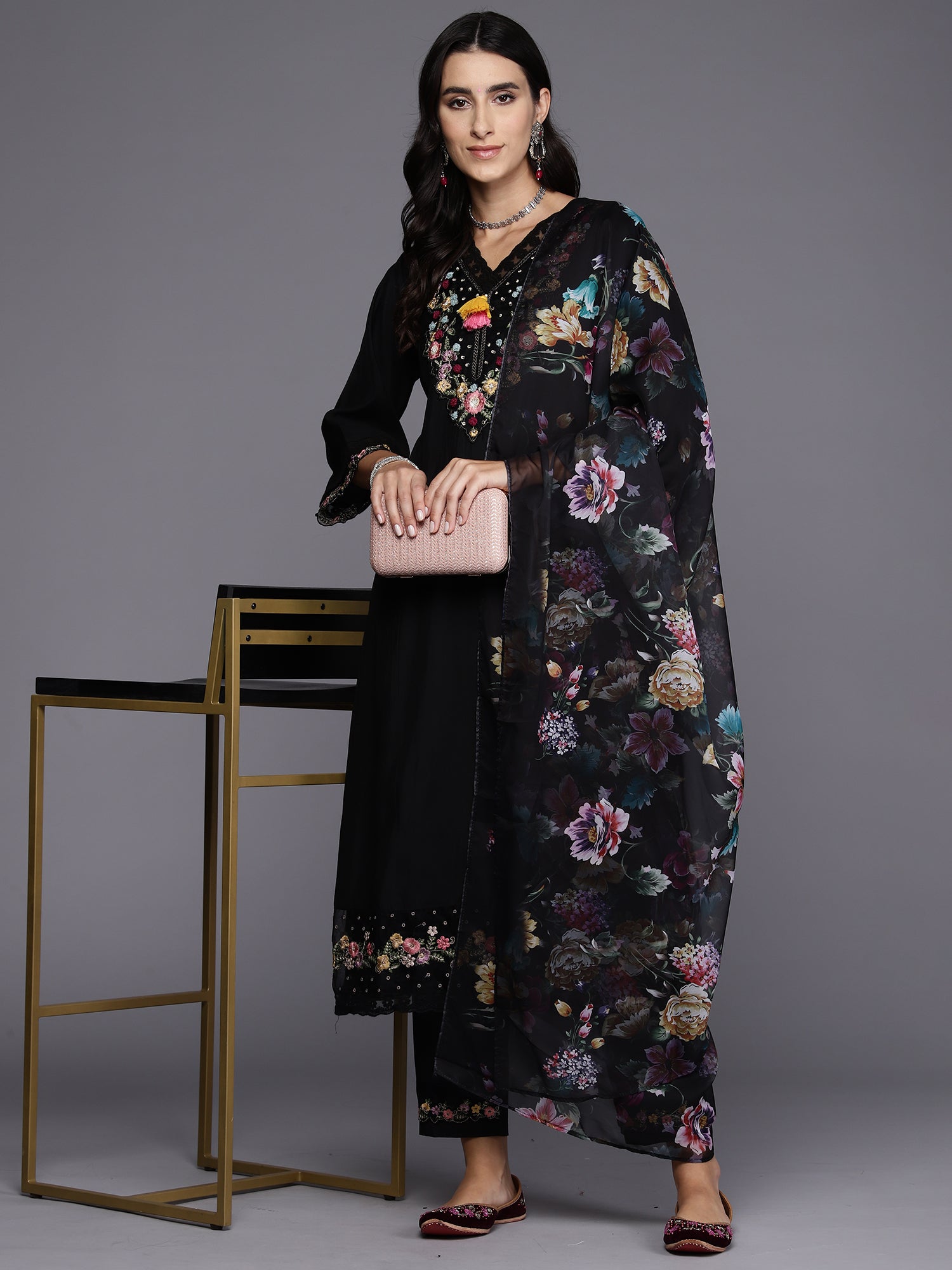 Women's Black Silk Blend Kurta Set - Taantav