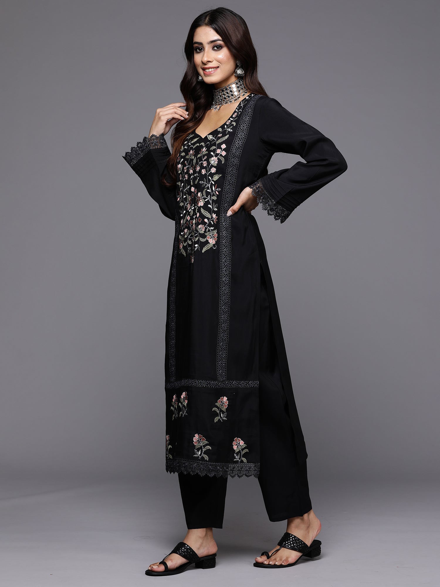 Women's Black Silk Blend Kurta Set - Taantav