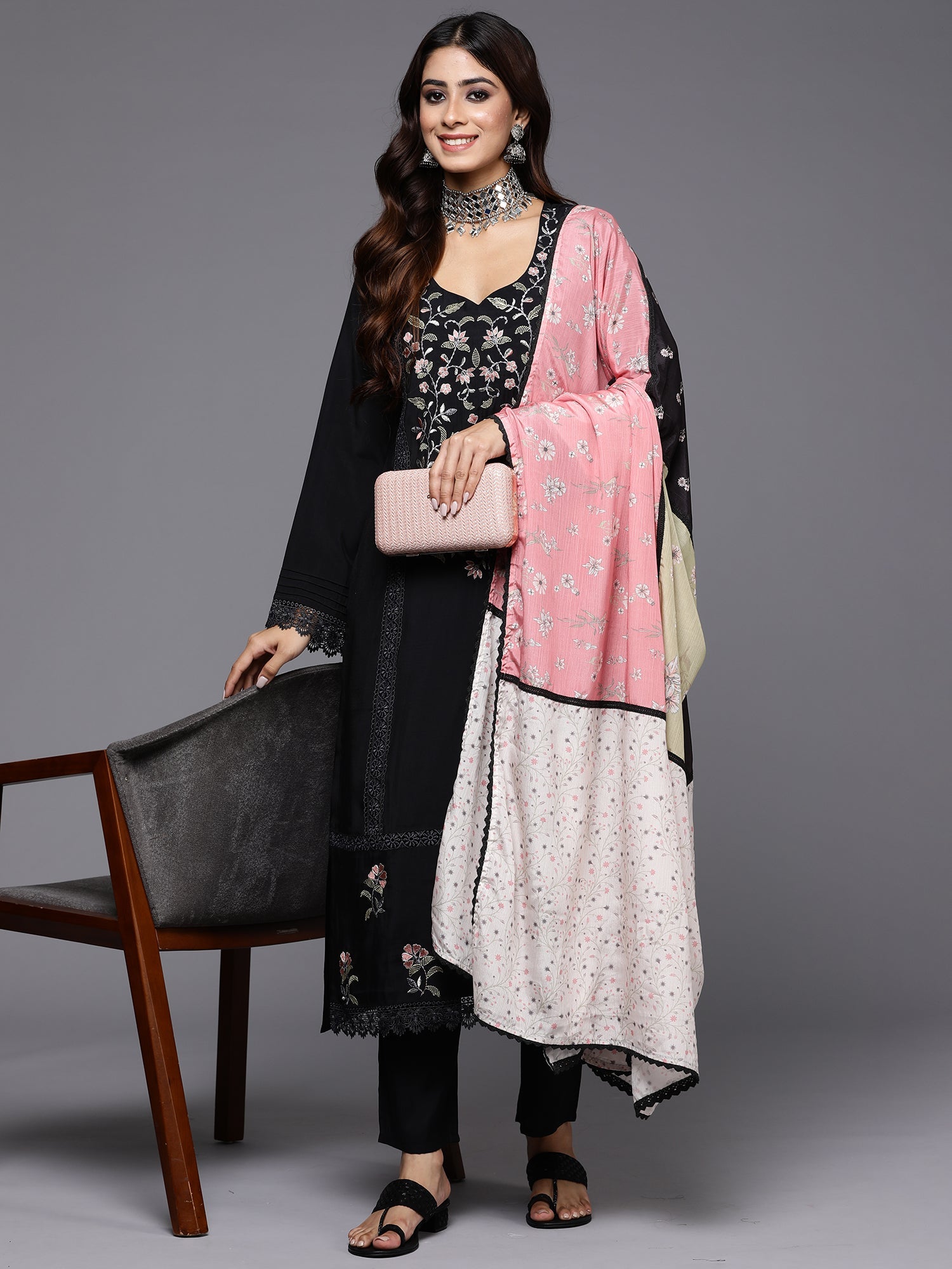 Women's Black Silk Blend Kurta Set - Taantav