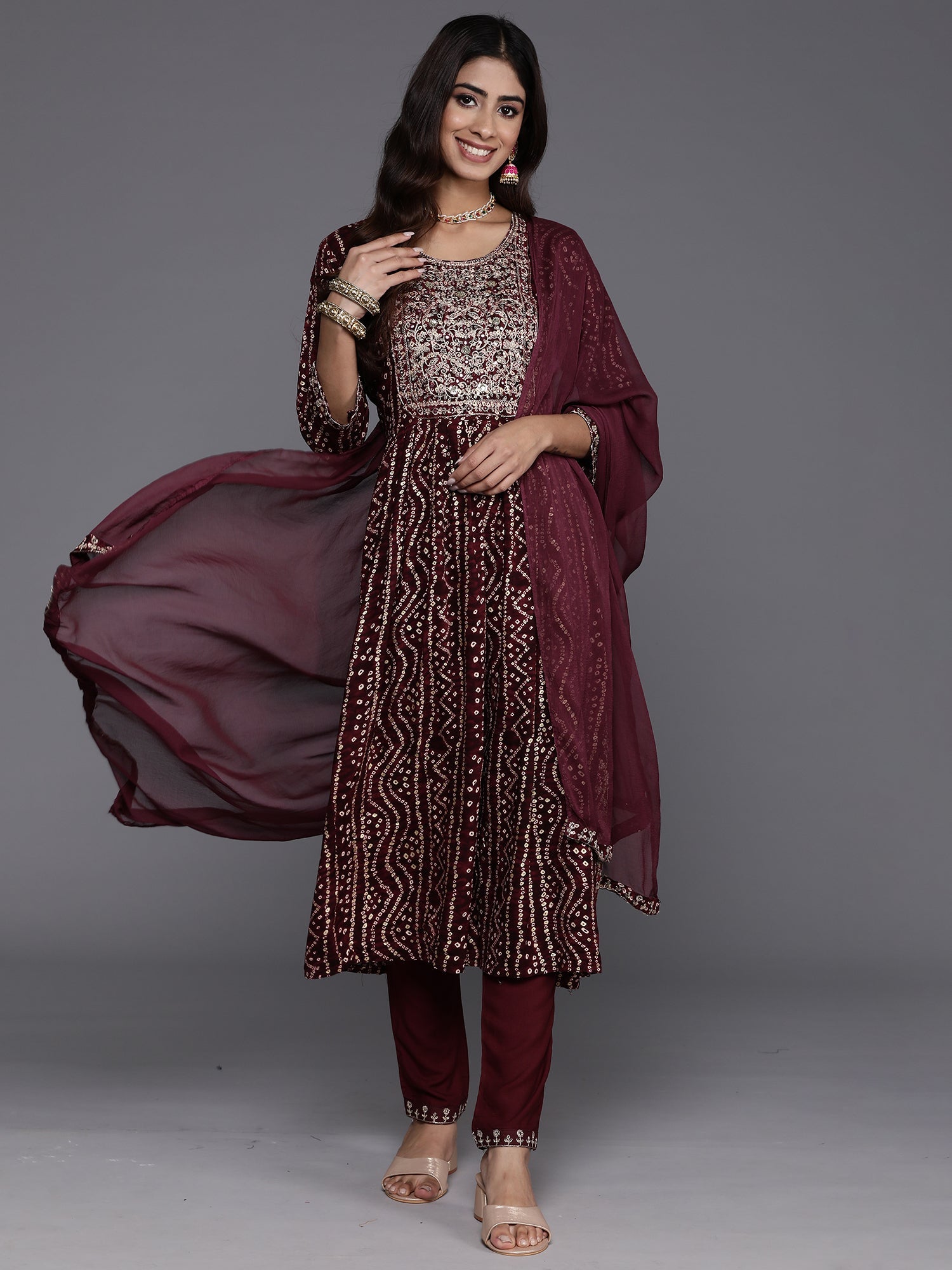 Women's Burgundy Viscose Rayon Kurta Set - Taantav