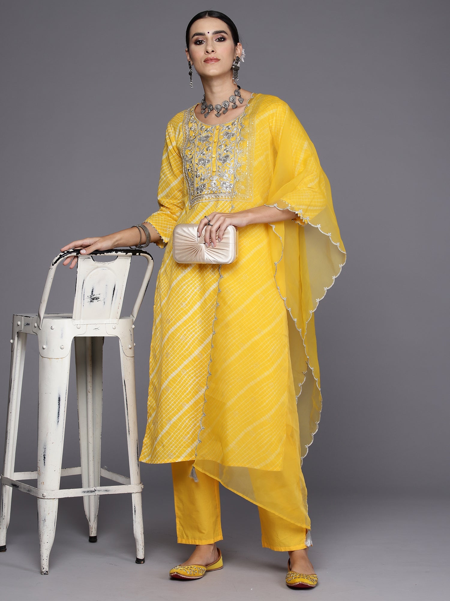 Women's Yellow Cotton Blend Kurta Set - Taantav