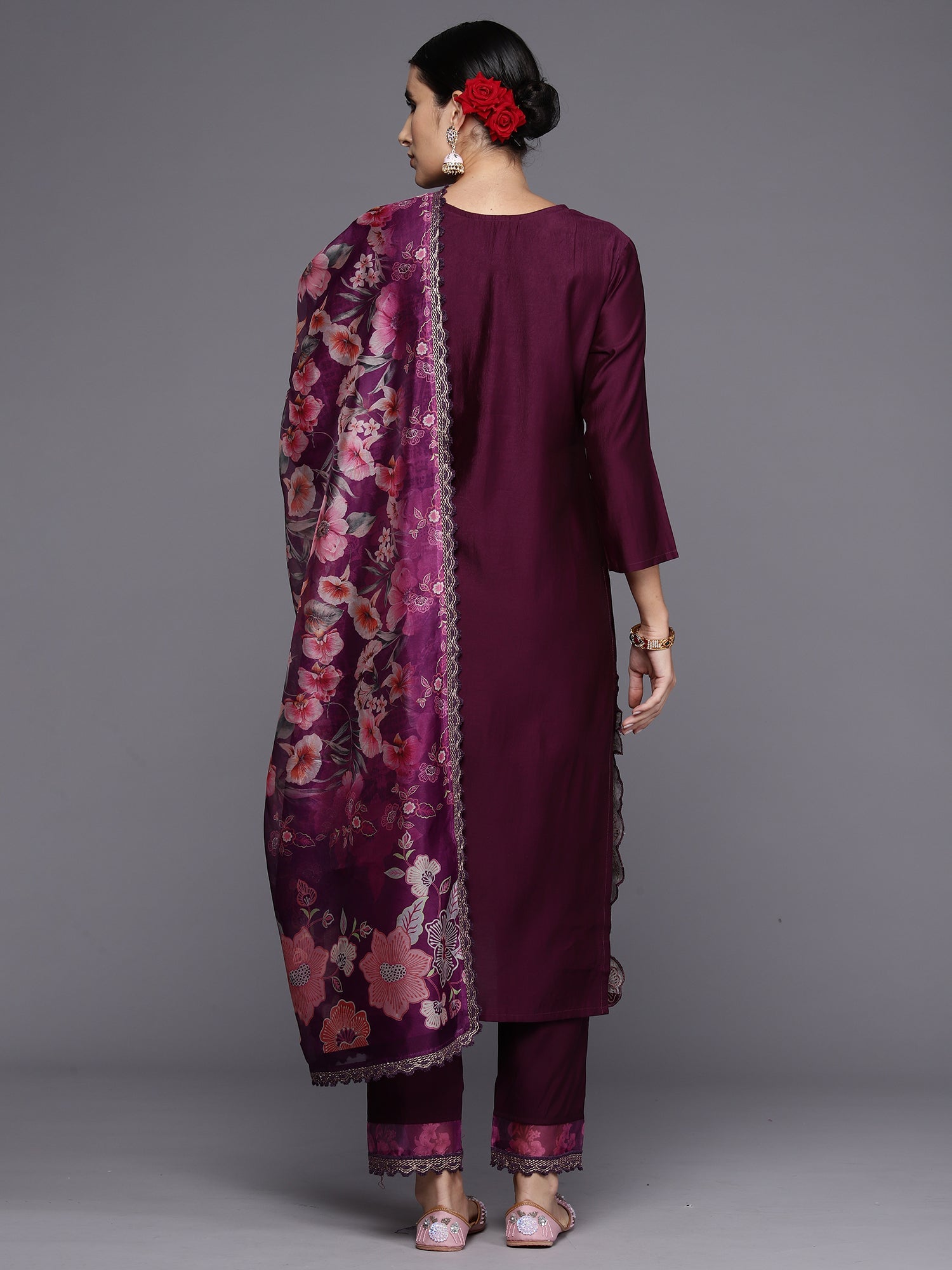 Women's Burgundy Silk Blend Kurta Set - Taantav