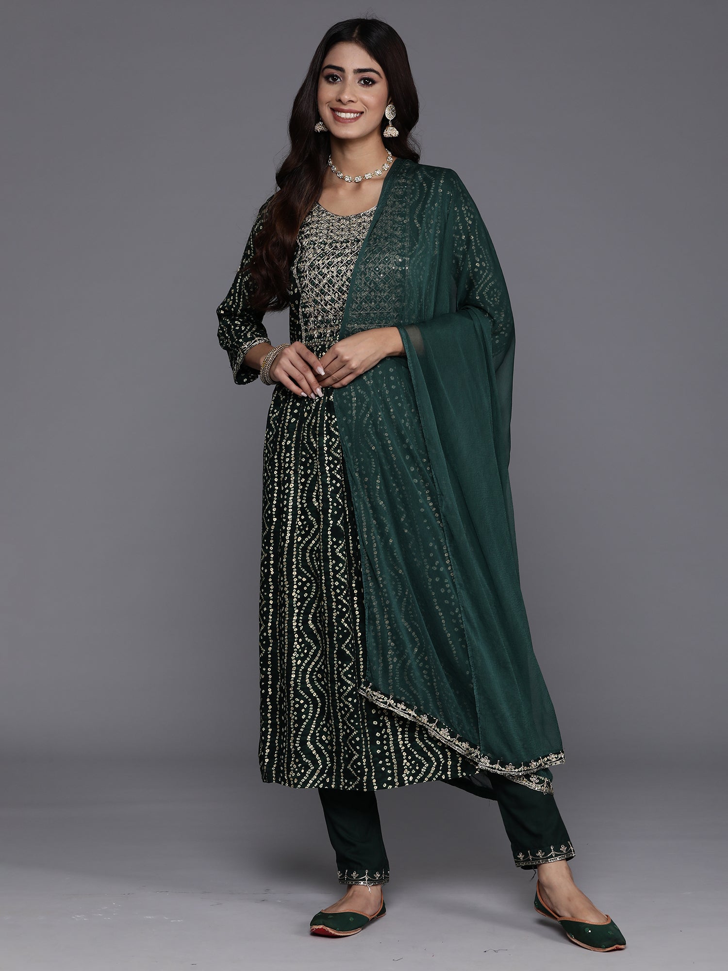 Women's Green Viscose Rayon Kurta Set - Taantav