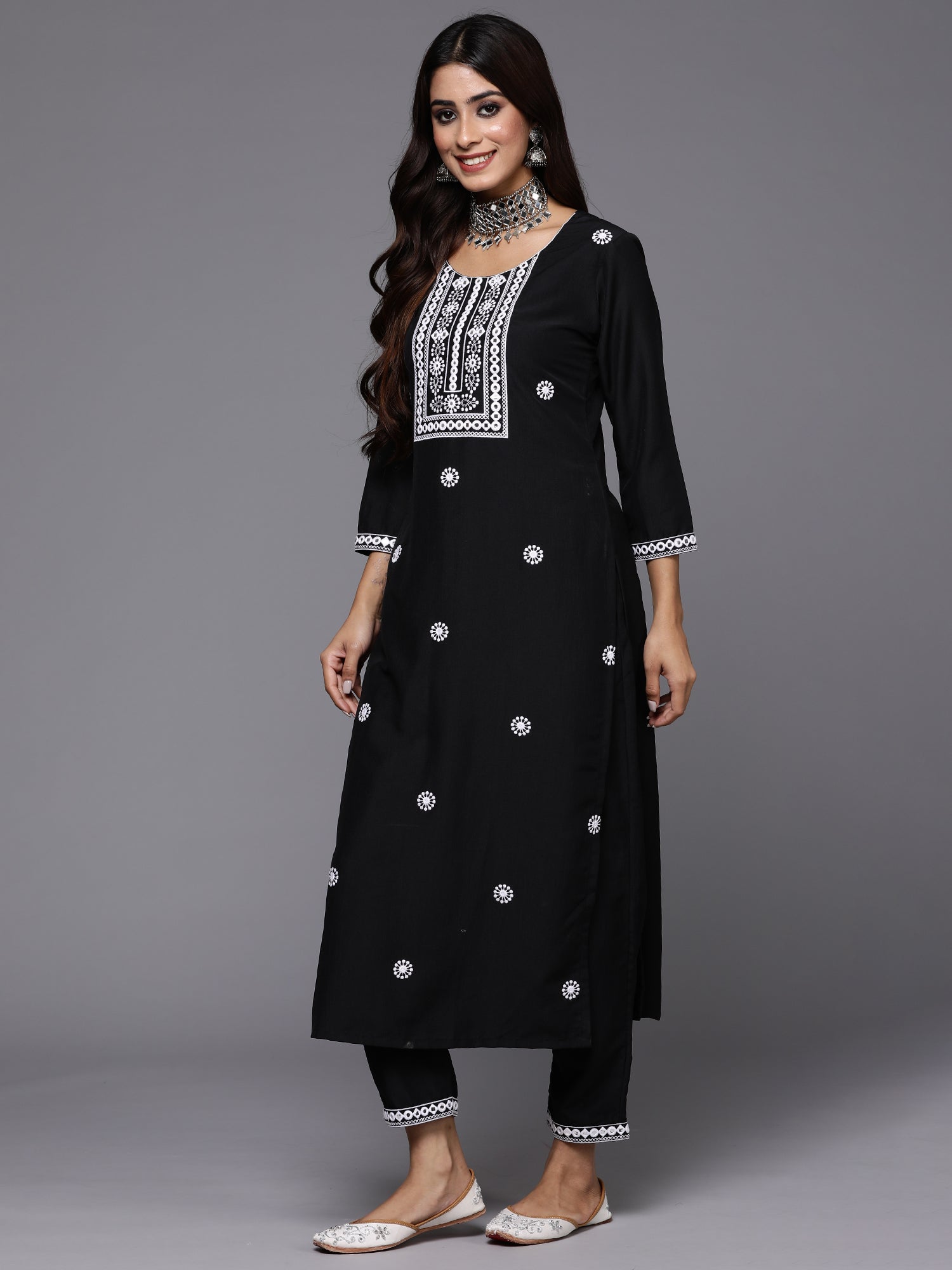 Women's Black Silk Blend Kurta Set - Taantav