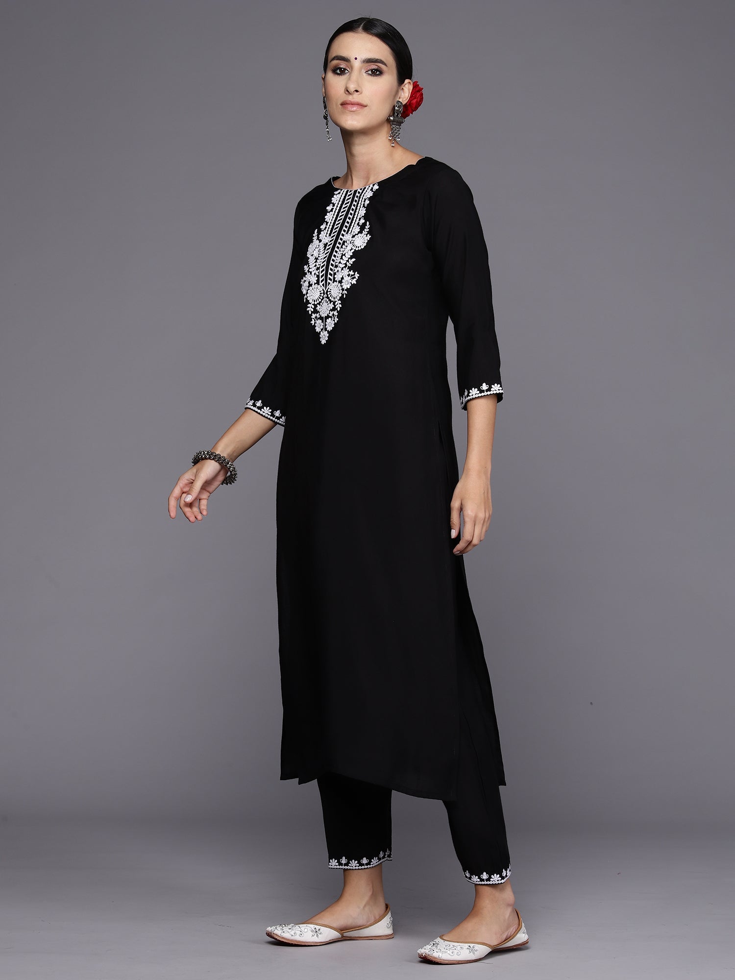 Women's Black Silk Blend Kurta Set - Taantav