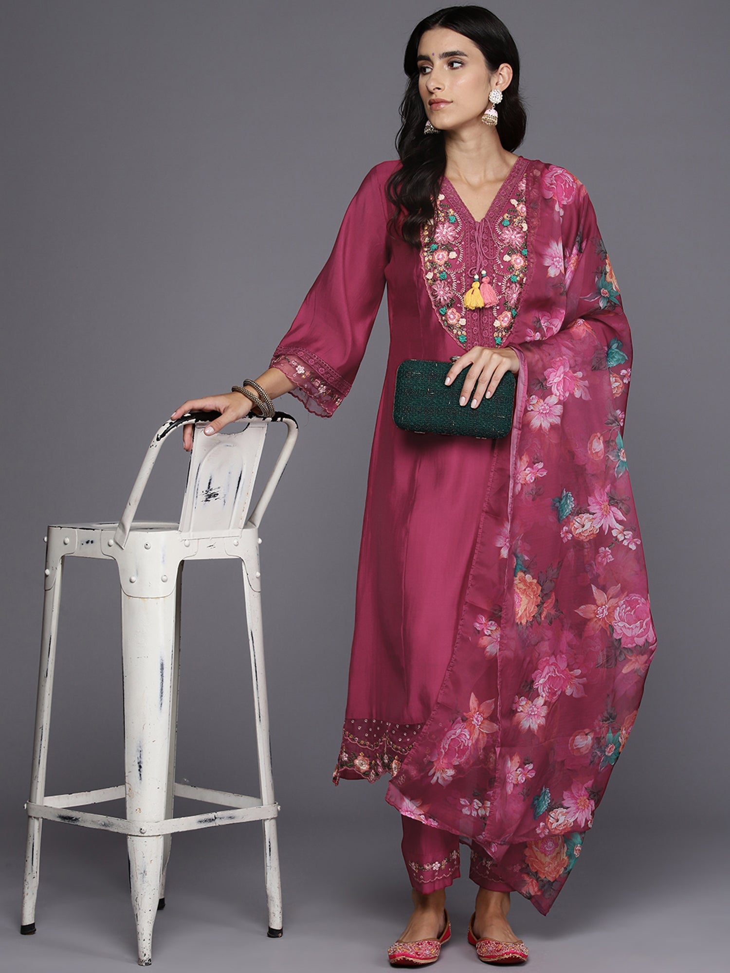 Women's Pink Silk Blend Kurta Set - Taantav