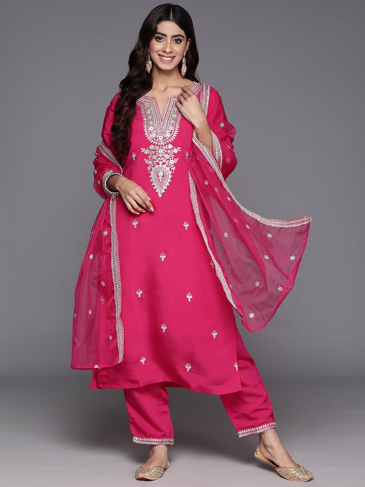 Women's Pink Silk Blend Kurta Set - Taantav