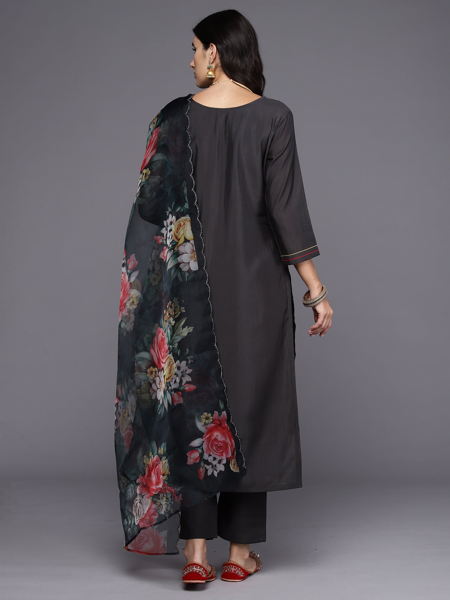 Women's Grey Silk Blend Kurta Set - Taantav