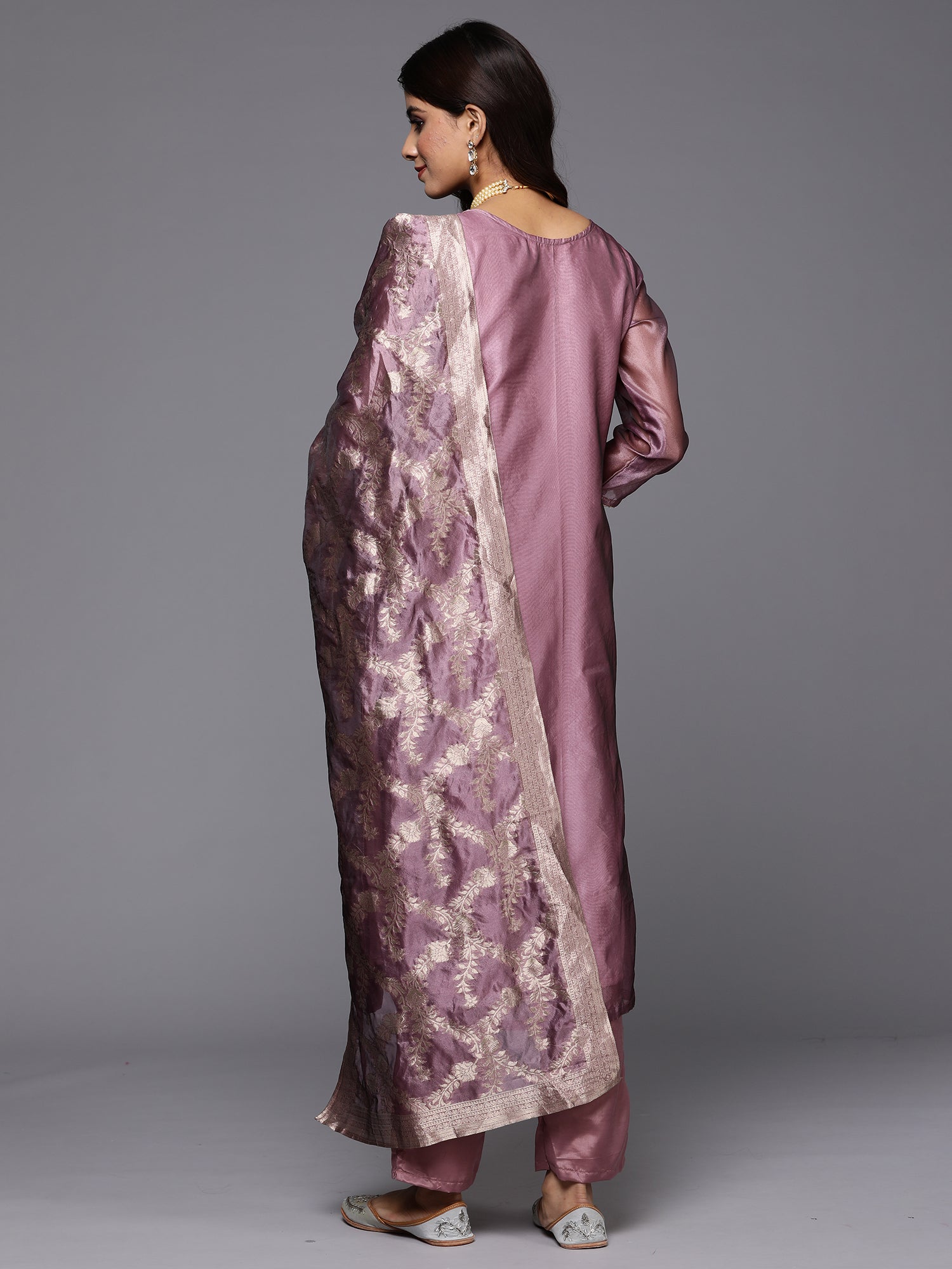 Women's Mauve Silk Blend Kurta Set - Taantav