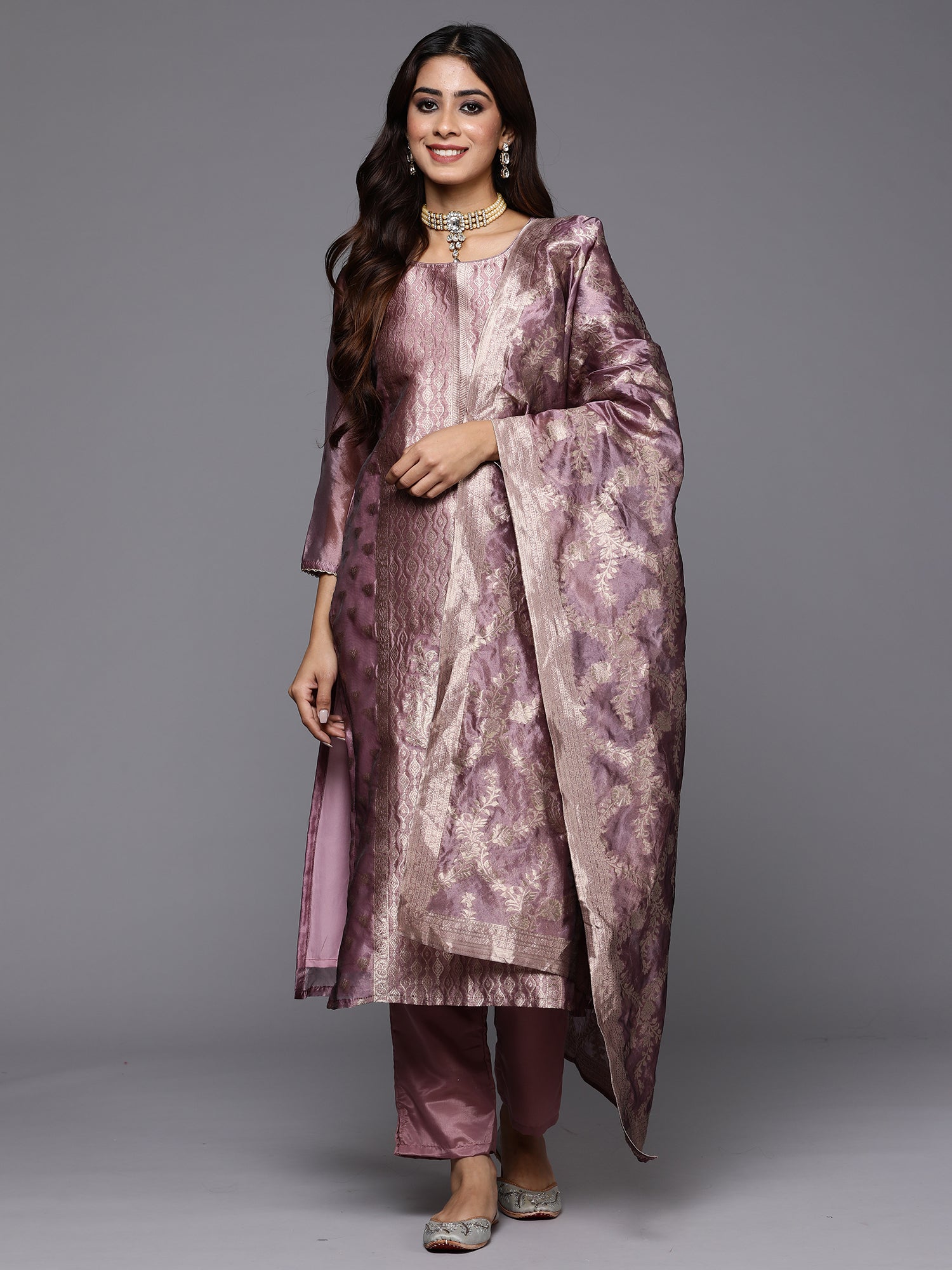 Women's Mauve Silk Blend Kurta Set - Taantav