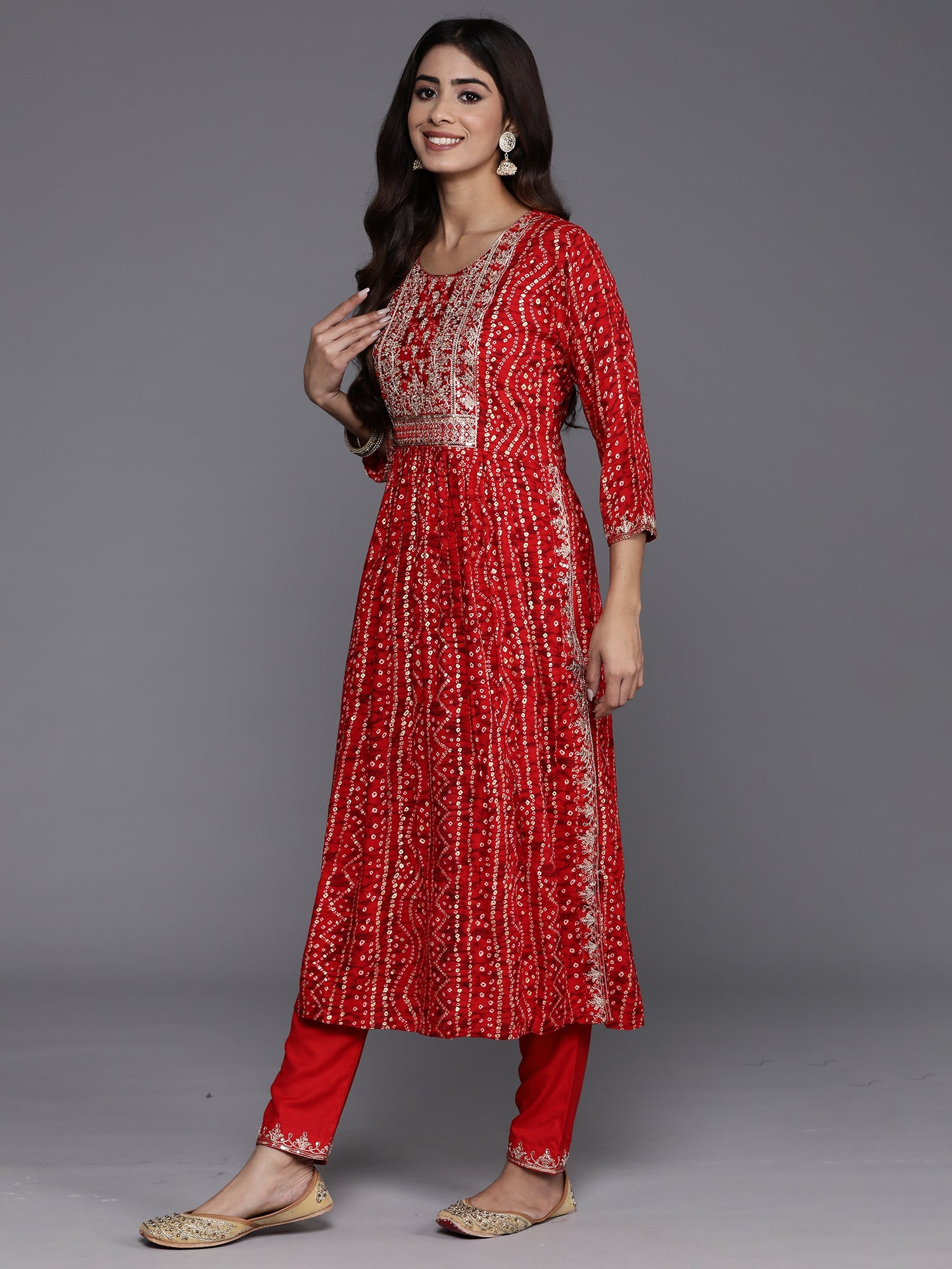 Women's Red Viscose Rayon Kurta Set - Taantav