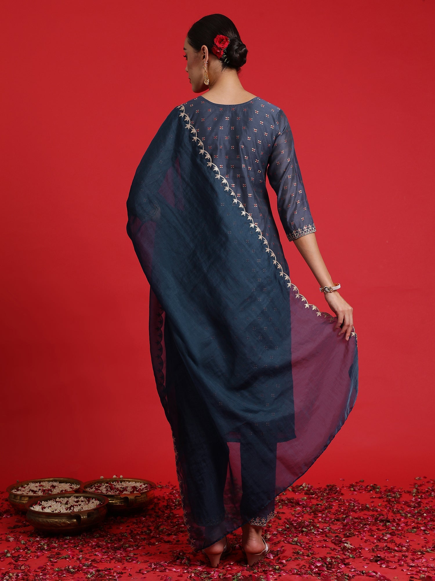 Women's Blue Chanderi Silk Kurta Set - Taantav