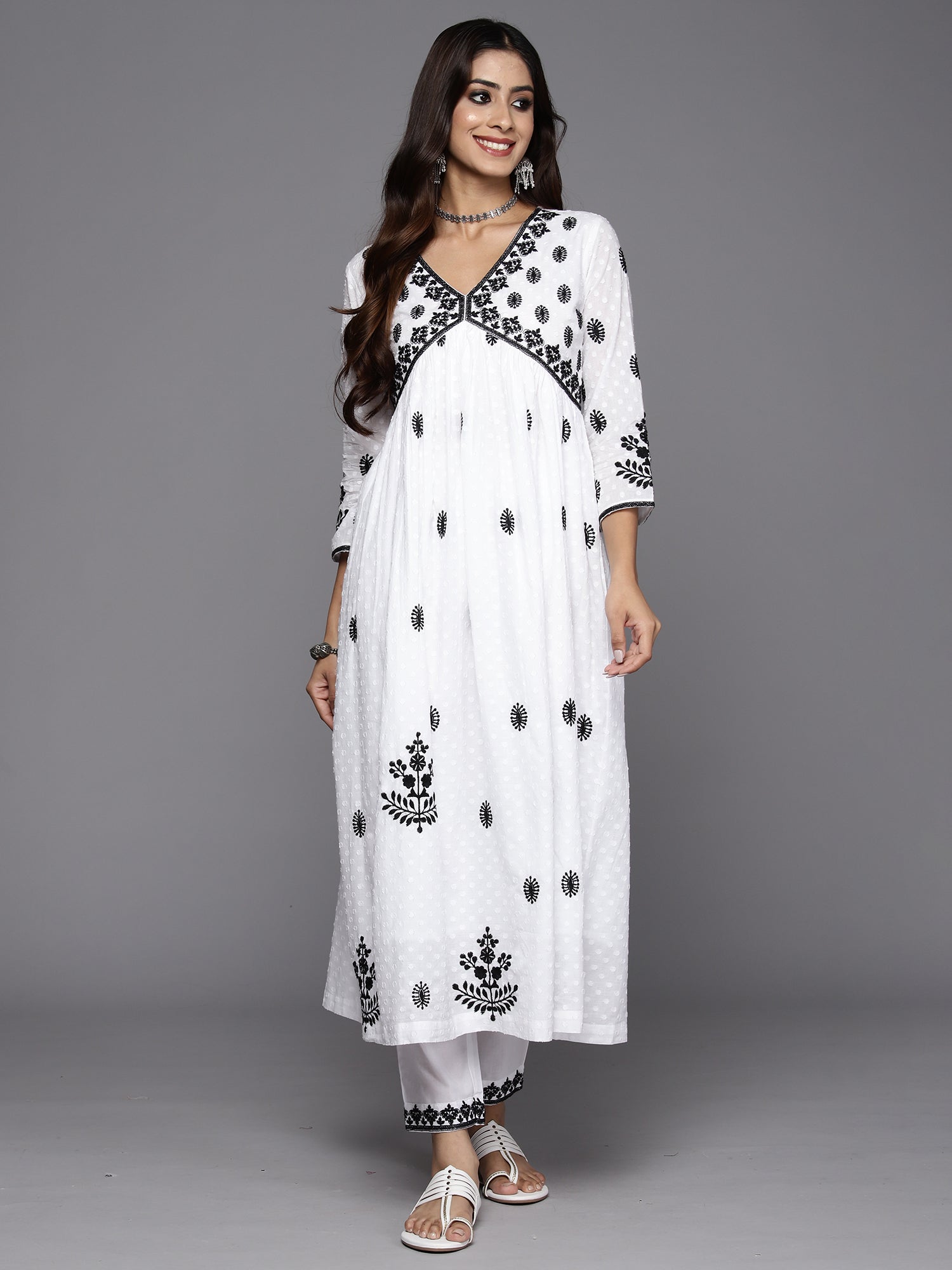 Women's White Pure Cotton Kurta Set - Taantav