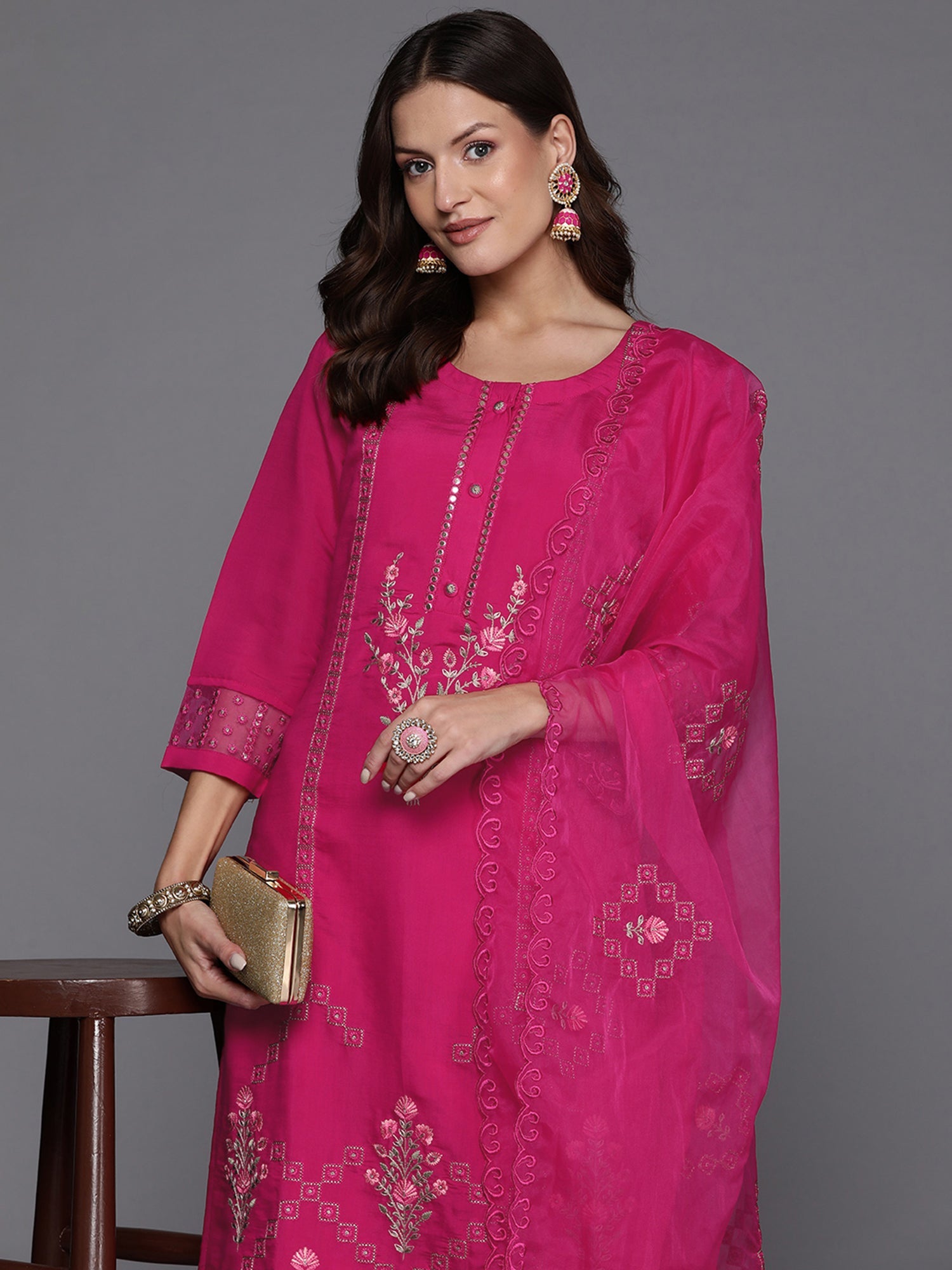 Women's Magenta Silk Blend Kurta Set - Taantav