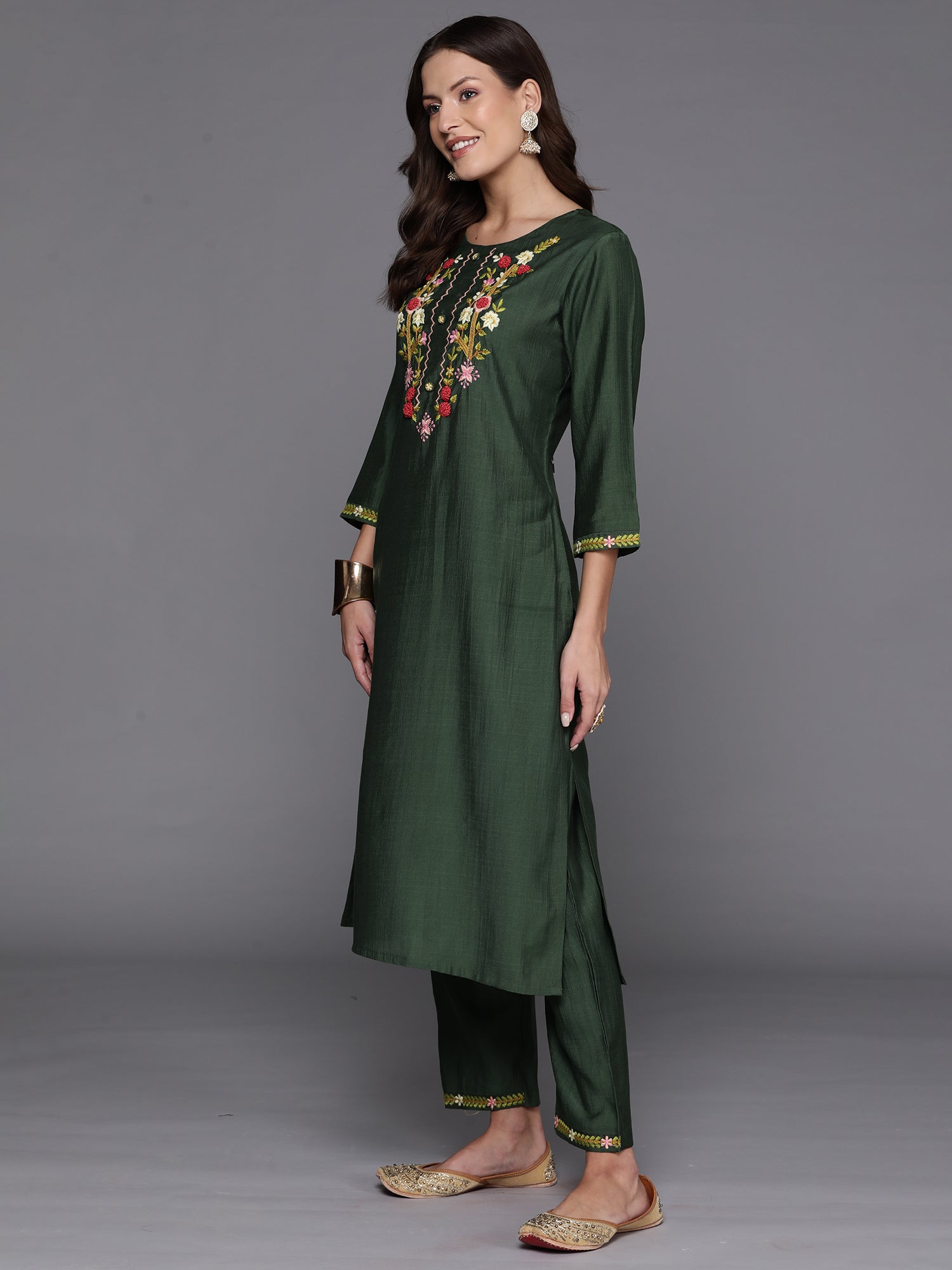 Women's Green Silk Blend Kurta Set - Taantav