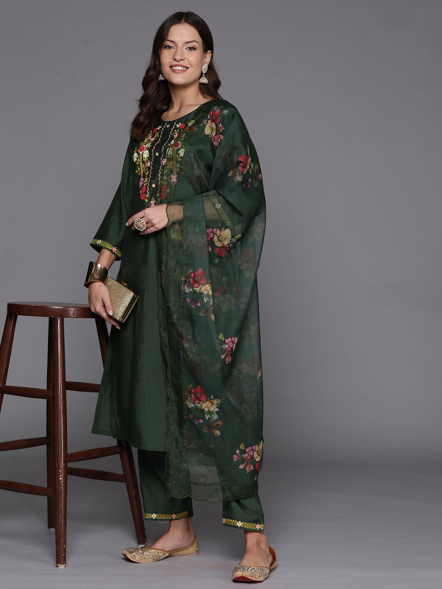 Women's Green Silk Blend Kurta Set - Taantav