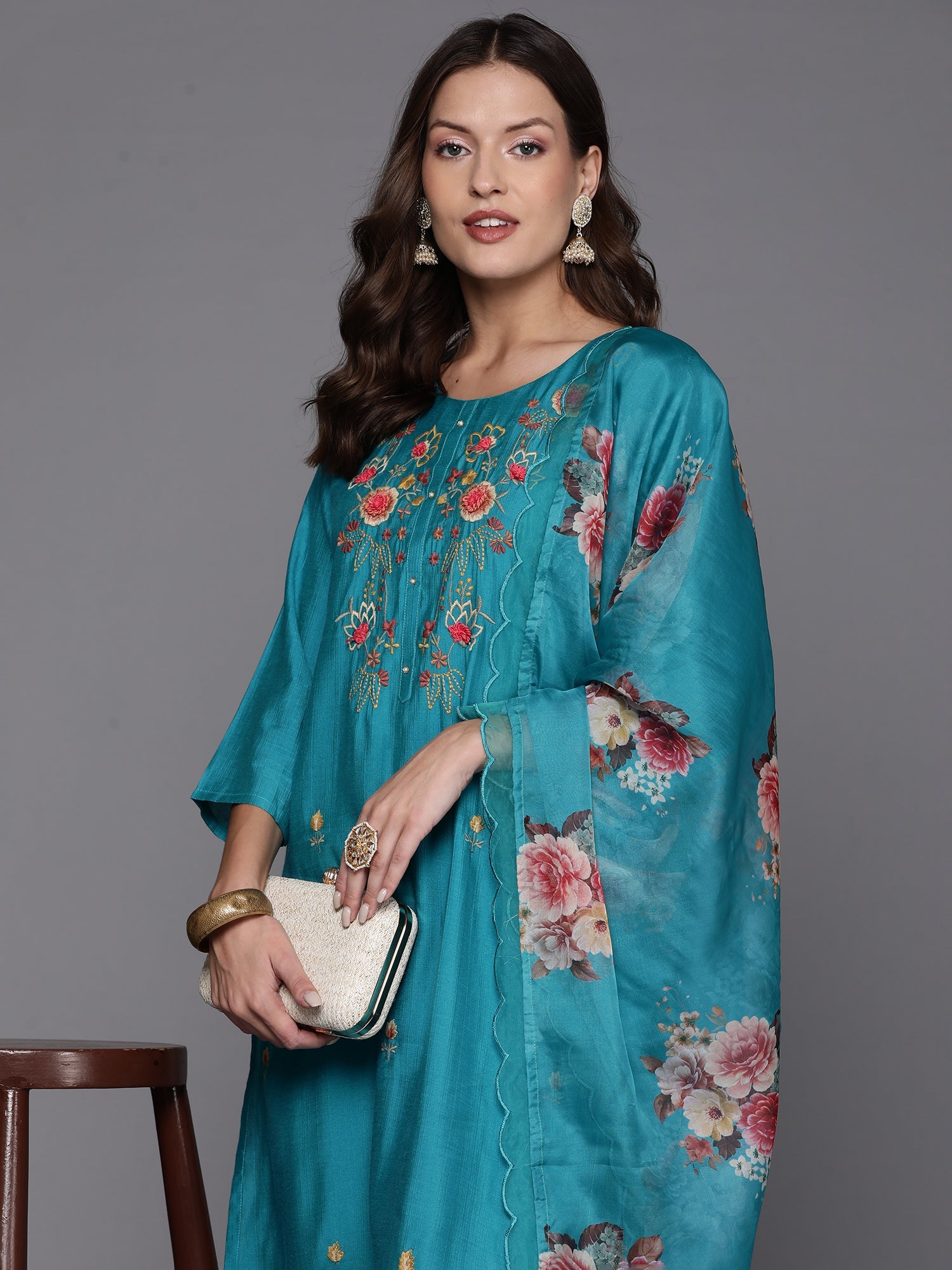 Women's Turquoise Blue Silk Blend Kurta Set - Taantav