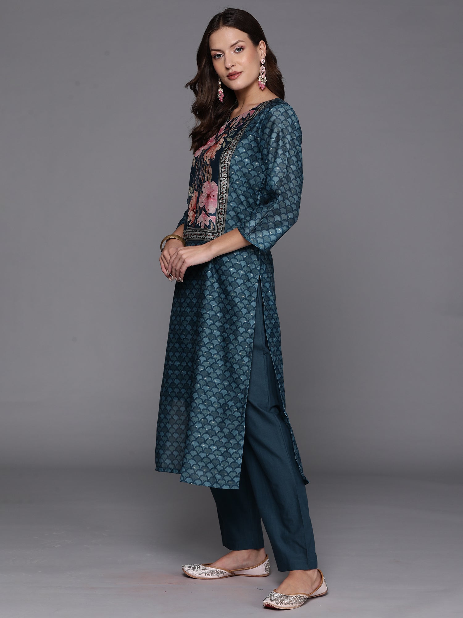 Women's Teal Silk Blend Kurta Set - Taantav