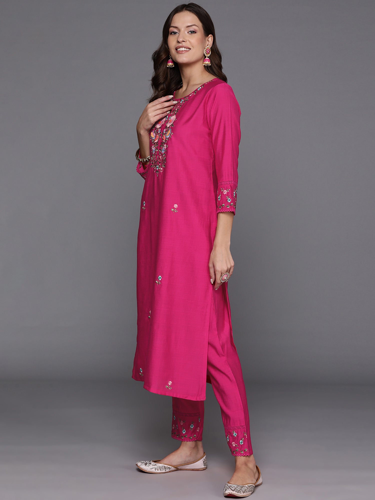 Women's Pink Silk Blend Kurta Set - Taantav