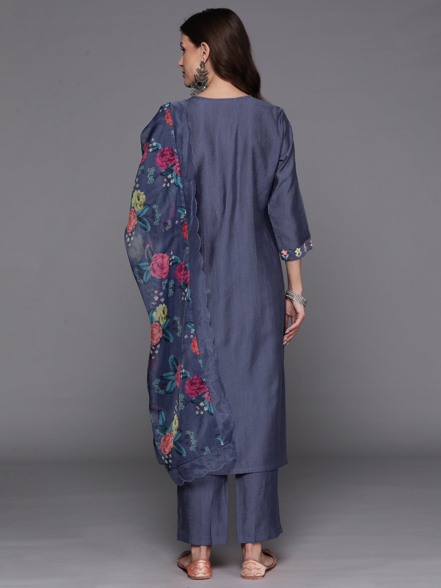 Women's Navy Blue Silk Blend Kurta Set - Taantav