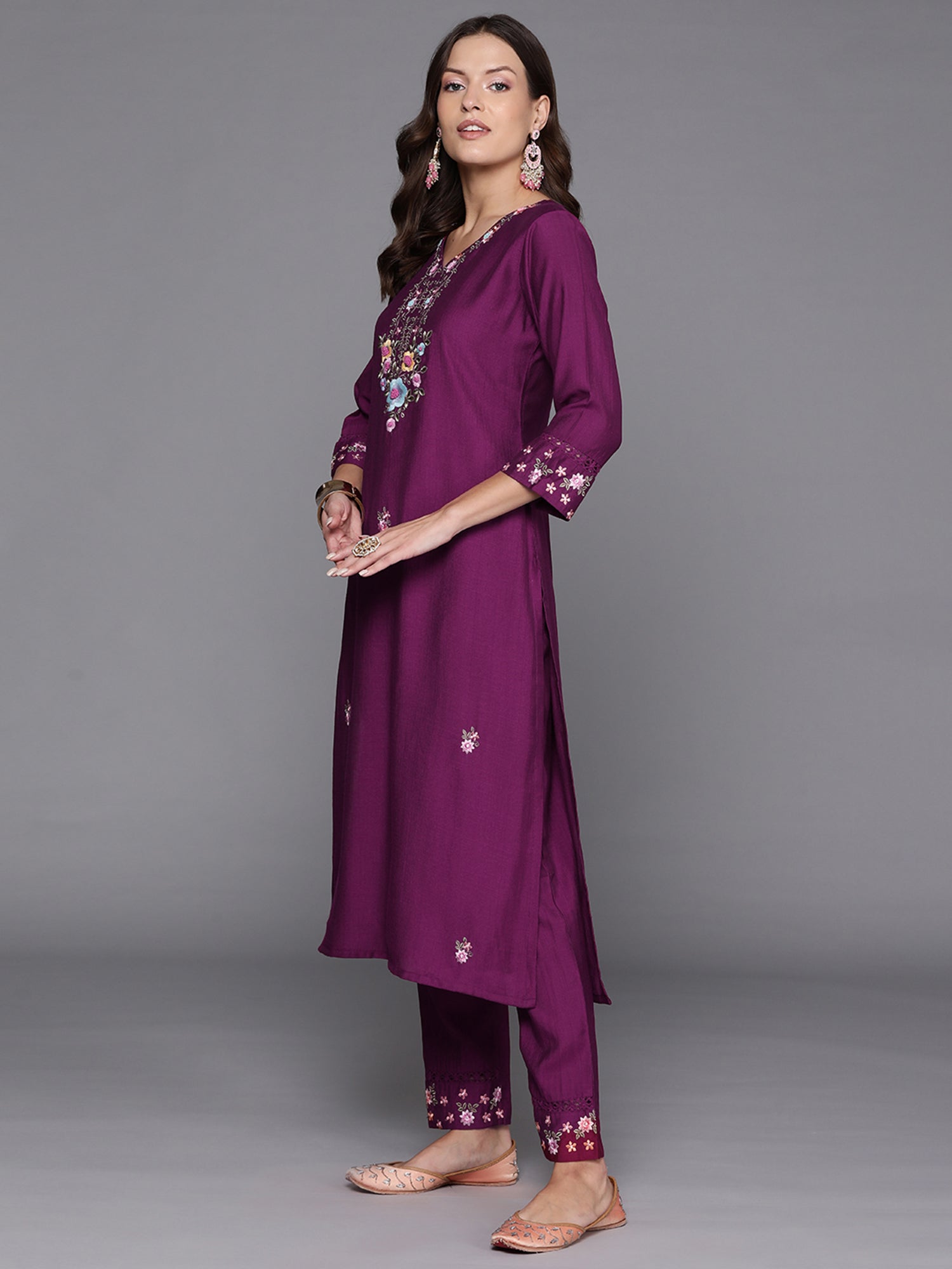 Women's Purple Silk Blend Kurta Set - Taantav